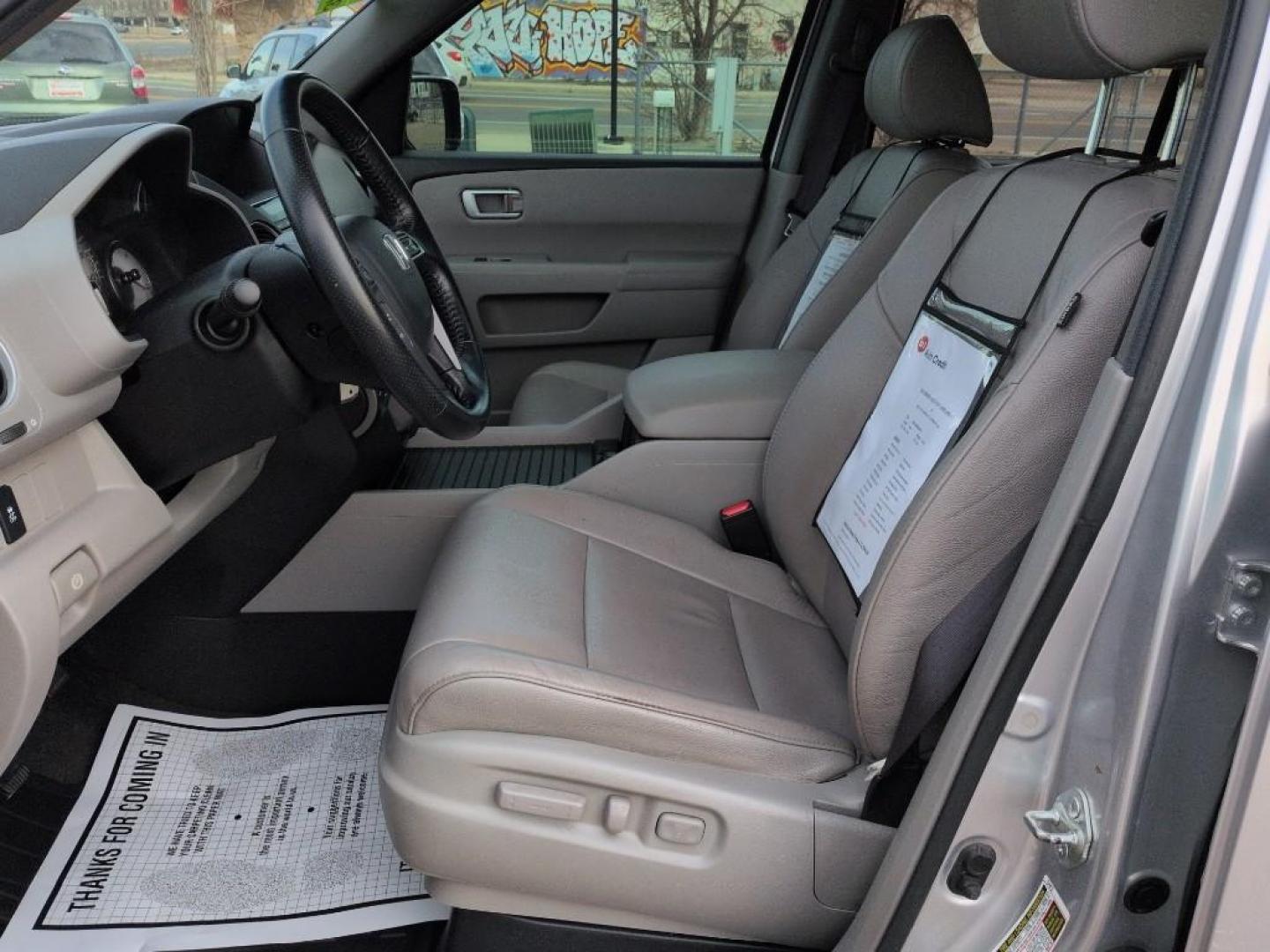 2012 GRAY Honda Pilot EXL (5FNYF4H53CB) with an V6, 3.5L engine, Automatic transmission, located at 10890 W. Colfax Ave., Lakewood, CO, 80215, (303) 274-7692, 39.739914, -105.120132 - Photo#9