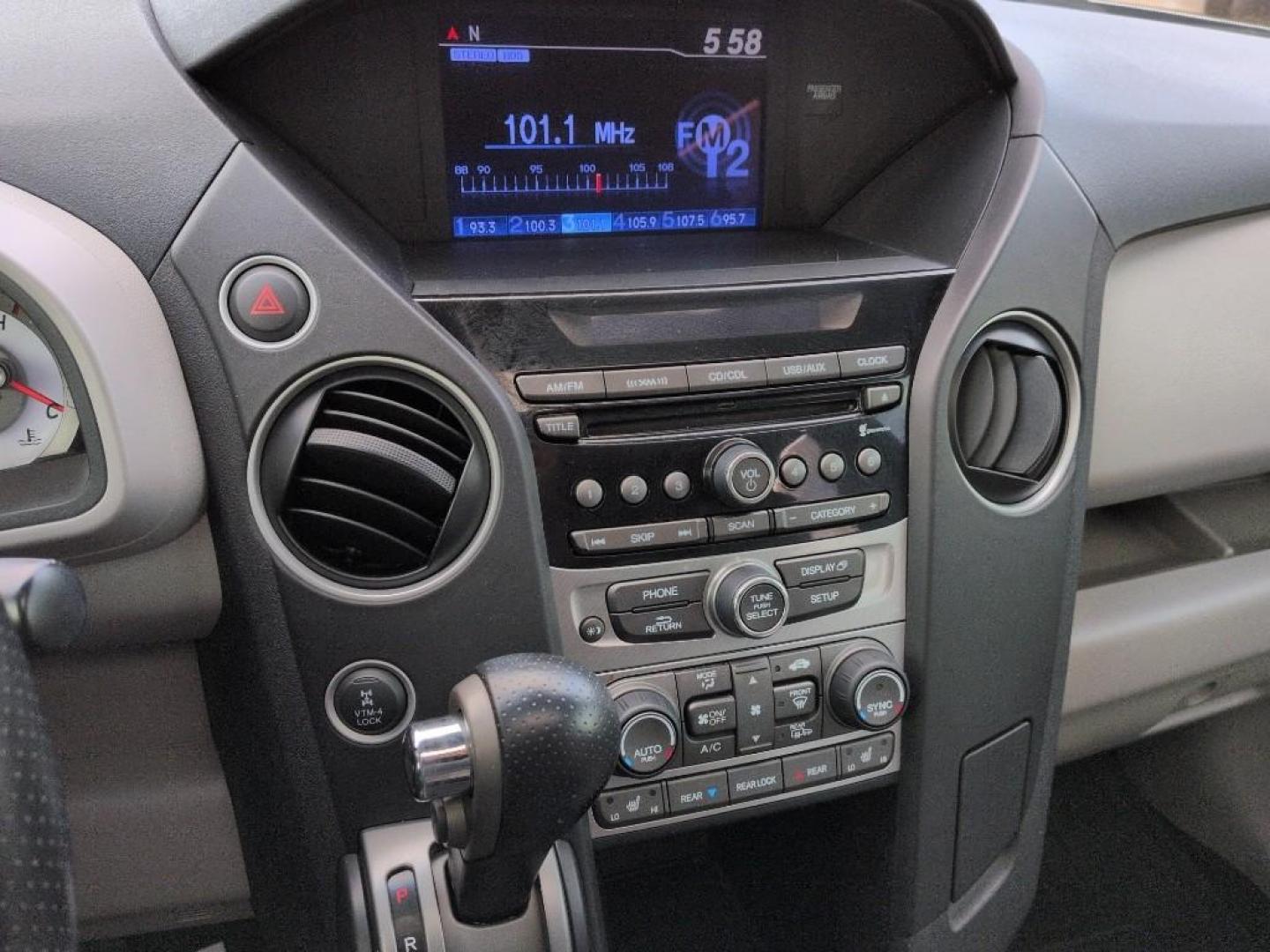 2012 GRAY Honda Pilot EXL (5FNYF4H53CB) with an V6, 3.5L engine, Automatic transmission, located at 10890 W. Colfax Ave., Lakewood, CO, 80215, (303) 274-7692, 39.739914, -105.120132 - Photo#12