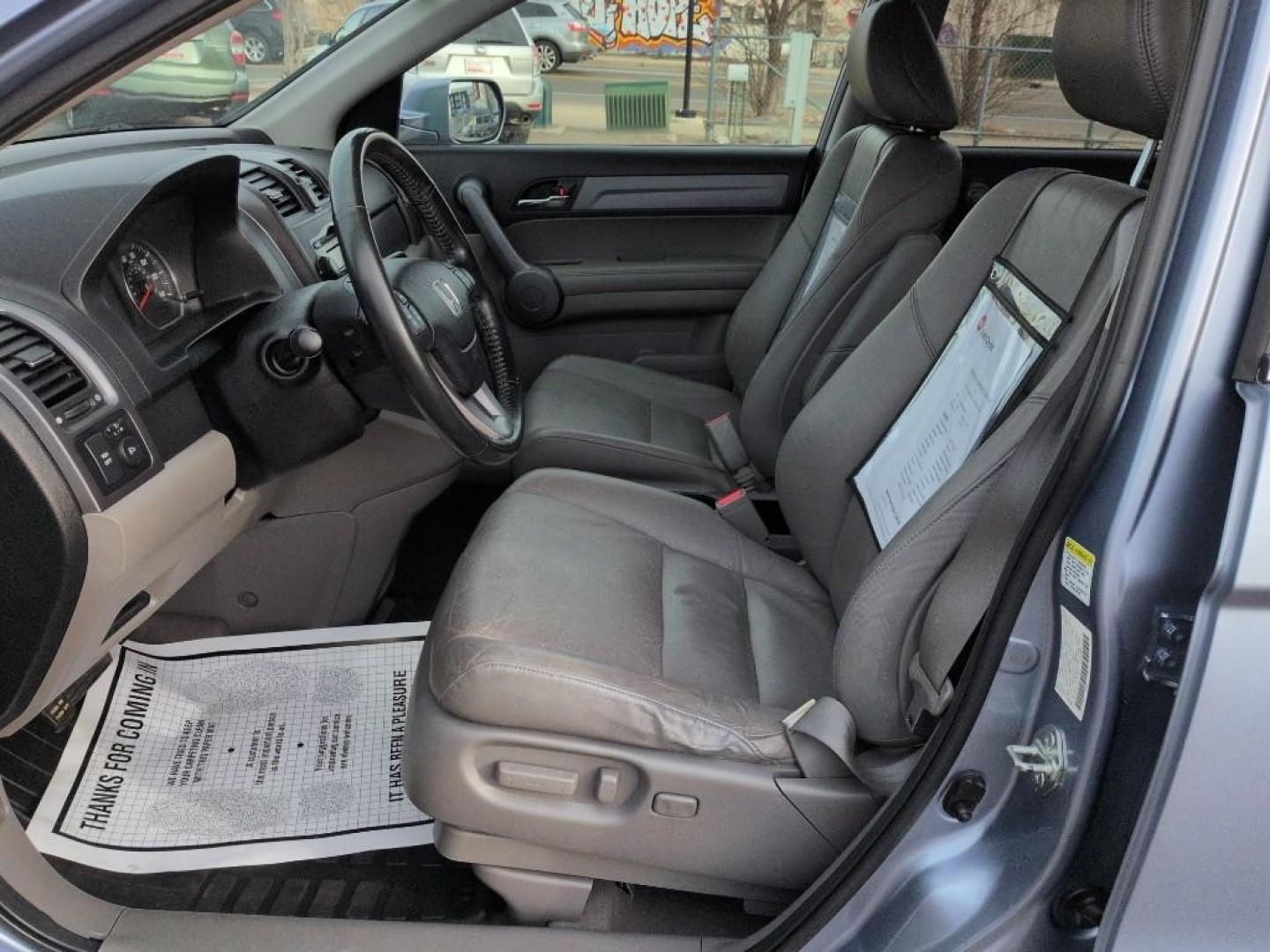 2008 GRAY Honda CR-V EX-L (JHLRE48748C) with an 4 Cyl, 2.4L engine, Automatic transmission, located at 10890 W. Colfax Ave., Lakewood, CO, 80215, (303) 274-7692, 39.739914, -105.120132 - Photo#9