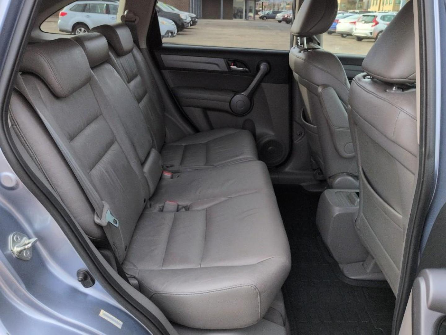 2008 GRAY Honda CR-V EX-L (JHLRE48748C) with an 4 Cyl, 2.4L engine, Automatic transmission, located at 10890 W. Colfax Ave., Lakewood, CO, 80215, (303) 274-7692, 39.739914, -105.120132 - Photo#21