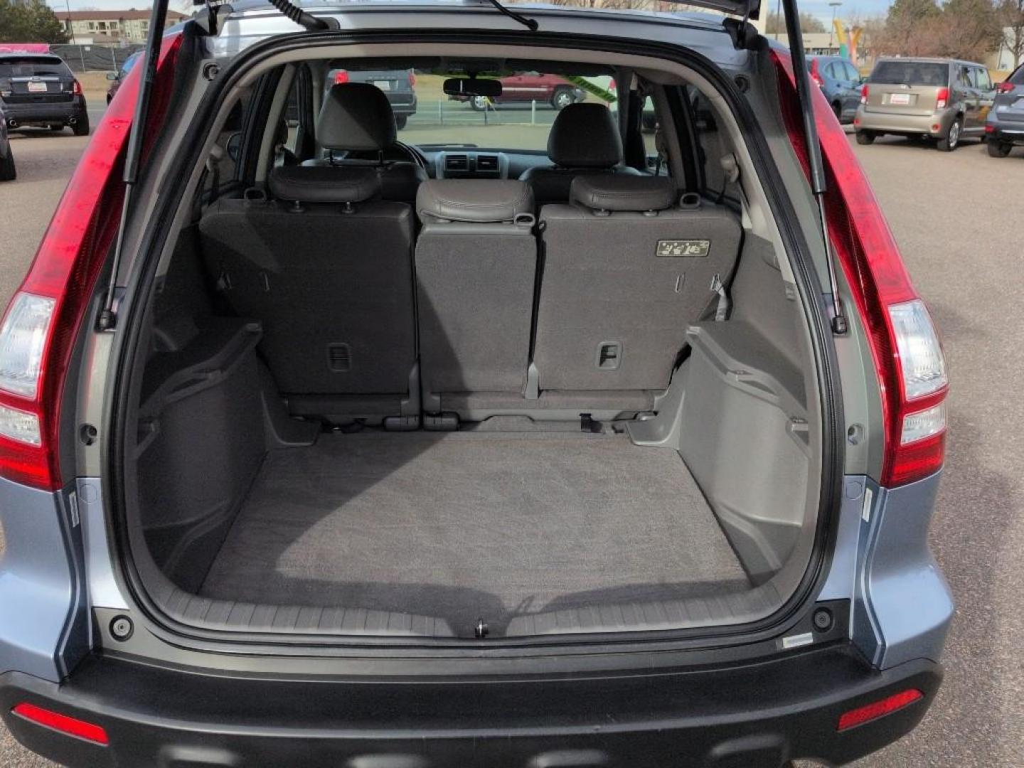 2008 GRAY Honda CR-V EX-L (JHLRE48748C) with an 4 Cyl, 2.4L engine, Automatic transmission, located at 10890 W. Colfax Ave., Lakewood, CO, 80215, (303) 274-7692, 39.739914, -105.120132 - Photo#22