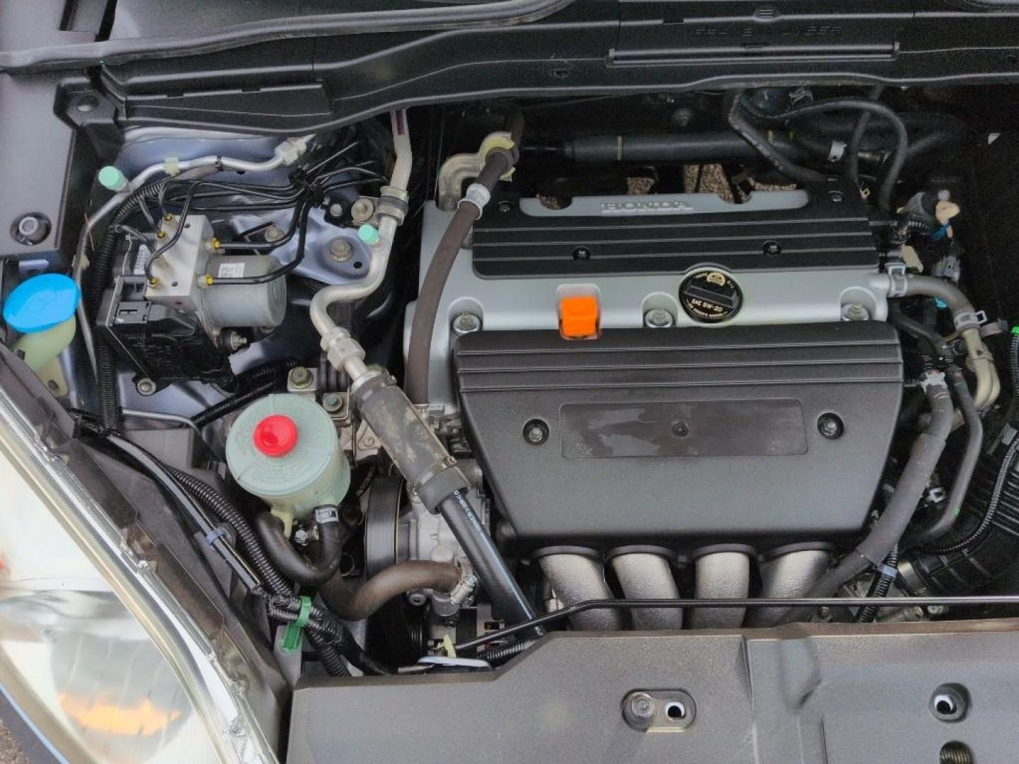 2008 GRAY Honda CR-V EX-L (JHLRE48748C) with an 4 Cyl, 2.4L engine, Automatic transmission, located at 10890 W. Colfax Ave., Lakewood, CO, 80215, (303) 274-7692, 39.739914, -105.120132 - Photo#24