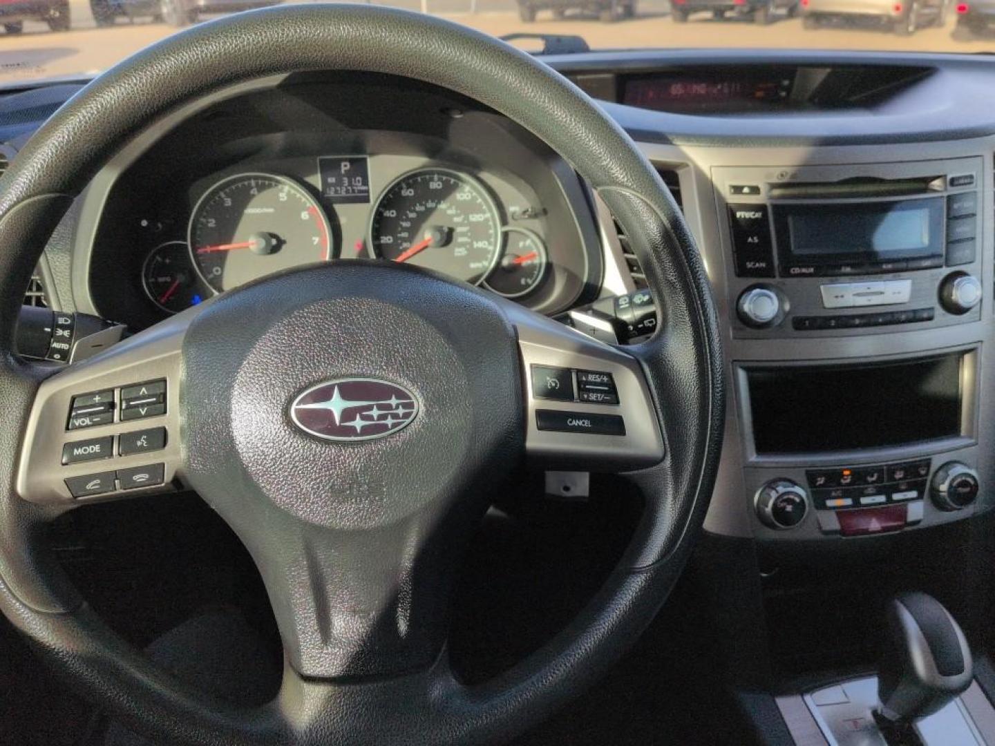 2014 SILVER Subaru Outback 2.5i (4S4BRCAC4E3) with an 4 Cyl, 2.5L engine, Automatic transmission, located at 10890 W. Colfax Ave., Lakewood, CO, 80215, (303) 274-7692, 39.739914, -105.120132 - Photo#10