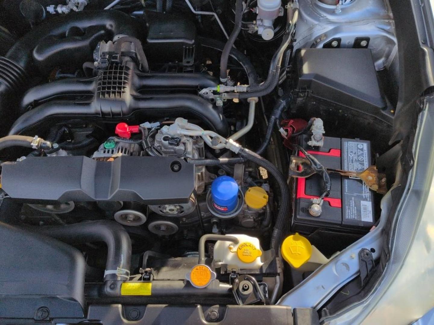 2014 SILVER Subaru Outback 2.5i (4S4BRCAC4E3) with an 4 Cyl, 2.5L engine, Automatic transmission, located at 10890 W. Colfax Ave., Lakewood, CO, 80215, (303) 274-7692, 39.739914, -105.120132 - Photo#24