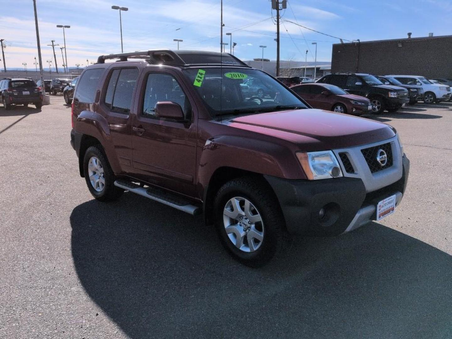 2010 RED Nissan Xterra X 4WD (5N1AN0NW4AC) with an V6, 4.0L engine, Automatic transmission, located at 10890 W. Colfax Ave., Lakewood, CO, 80215, (303) 274-7692, 39.739914, -105.120132 - Photo#2