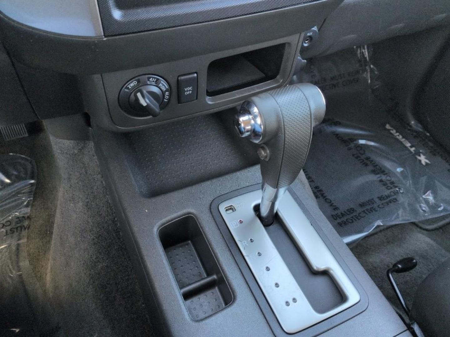 2010 RED Nissan Xterra X 4WD (5N1AN0NW4AC) with an V6, 4.0L engine, Automatic transmission, located at 10890 W. Colfax Ave., Lakewood, CO, 80215, (303) 274-7692, 39.739914, -105.120132 - Photo#12