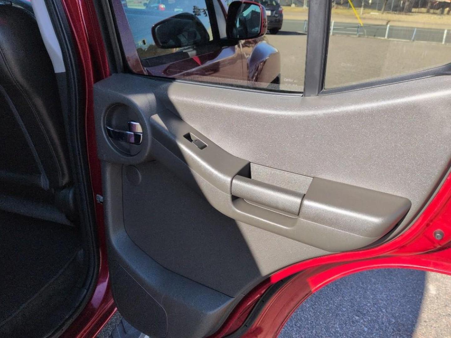 2010 RED Nissan Xterra X 4WD (5N1AN0NW4AC) with an V6, 4.0L engine, Automatic transmission, located at 10890 W. Colfax Ave., Lakewood, CO, 80215, (303) 274-7692, 39.739914, -105.120132 - Photo#18