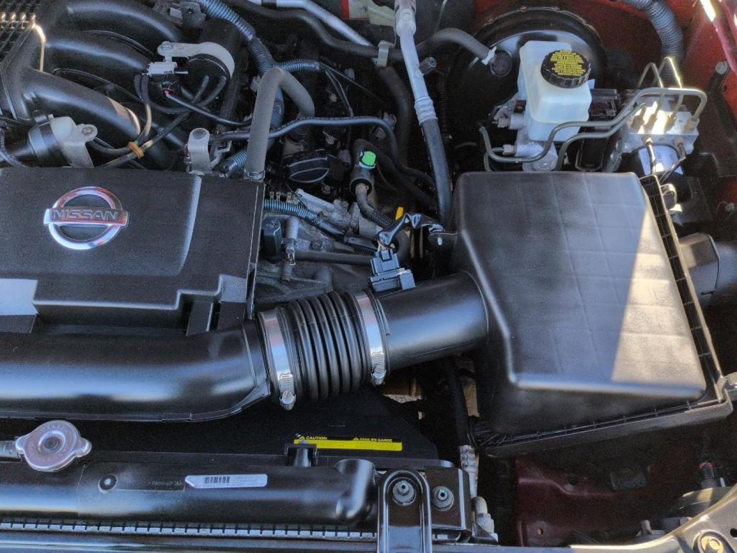 2010 RED Nissan Xterra X 4WD (5N1AN0NW4AC) with an V6, 4.0L engine, Automatic transmission, located at 10890 W. Colfax Ave., Lakewood, CO, 80215, (303) 274-7692, 39.739914, -105.120132 - Photo#24