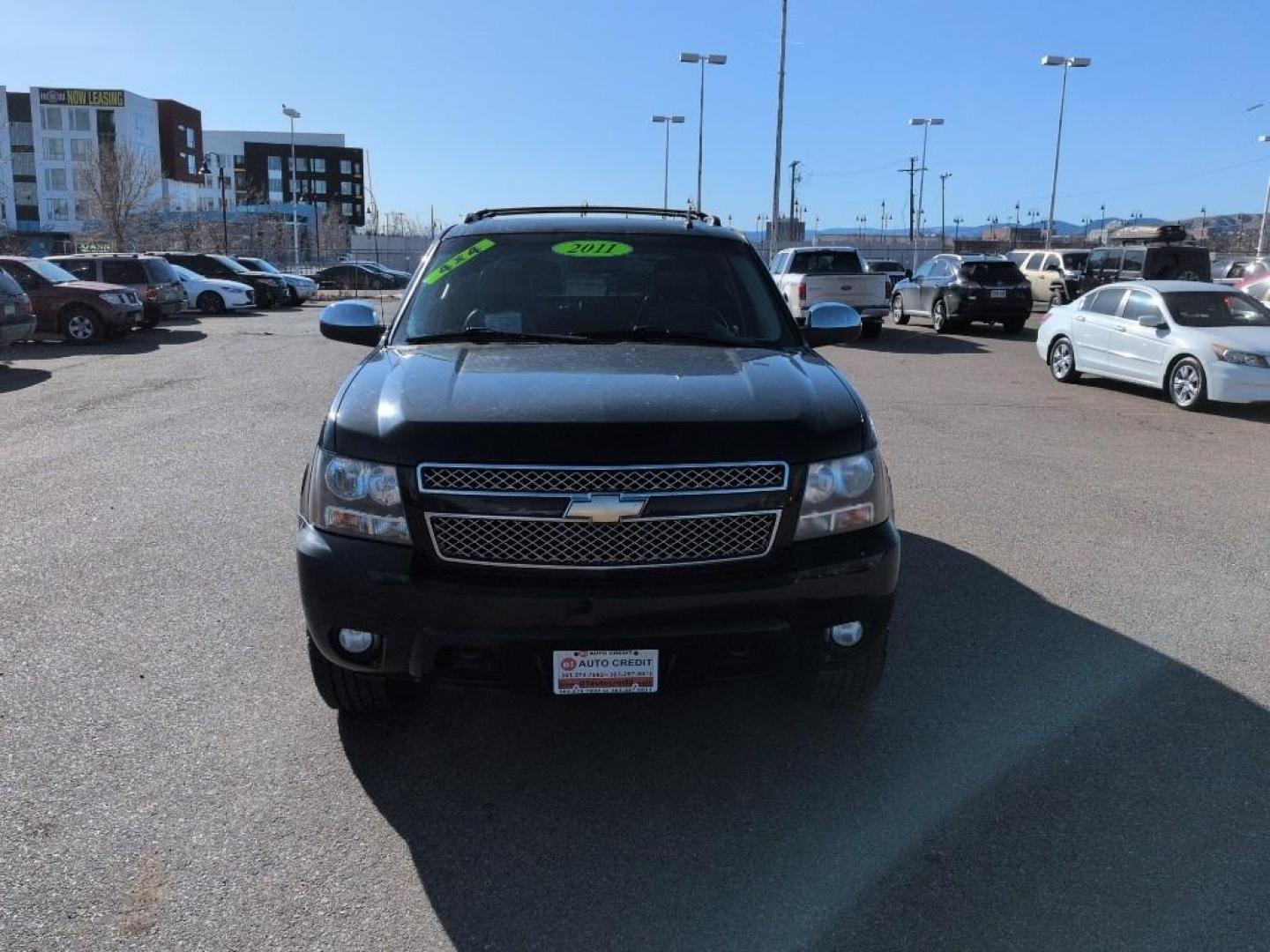 2011 BLACK Chevrolet Avalanche LT (3GNTKFE30BG) with an V8, 5.3L engine, Automatic transmission, located at 10890 W. Colfax Ave., Lakewood, CO, 80215, (303) 274-7692, 39.739914, -105.120132- Photo#1