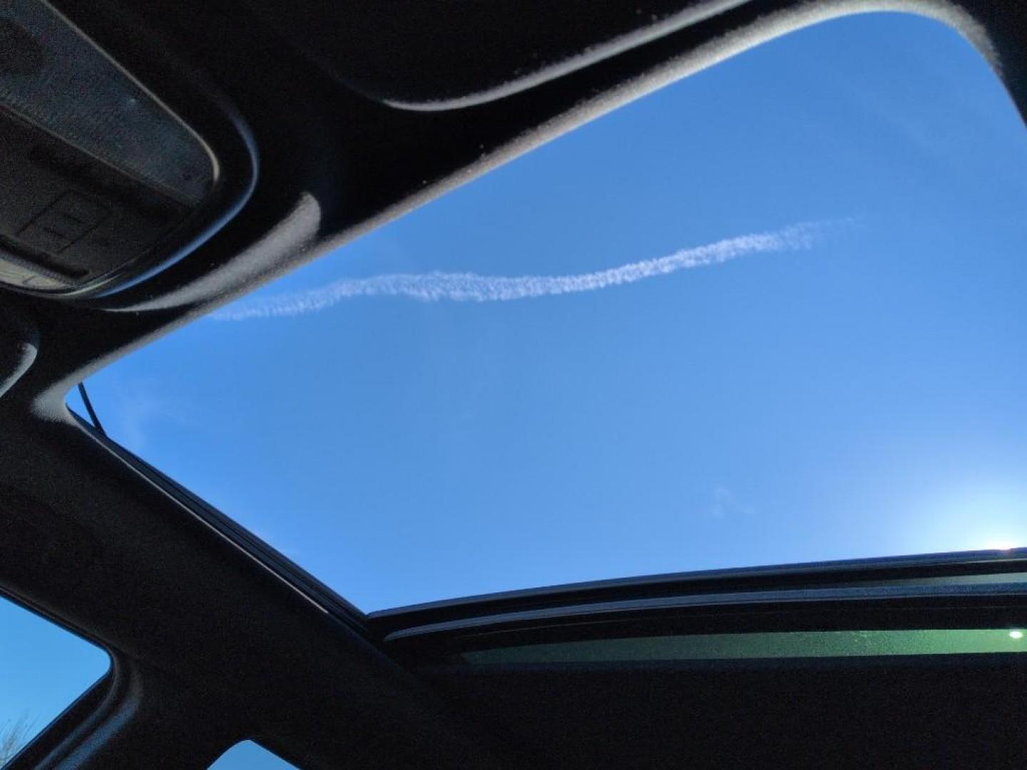 2015 BLACK Jeep Grand Cherokee Limited (1C4RJFBG9FC) with an V6, 3.6L engine, Automatic transmission, located at 10890 W. Colfax Ave., Lakewood, CO, 80215, (303) 274-7692, 39.739914, -105.120132 - Photo#15