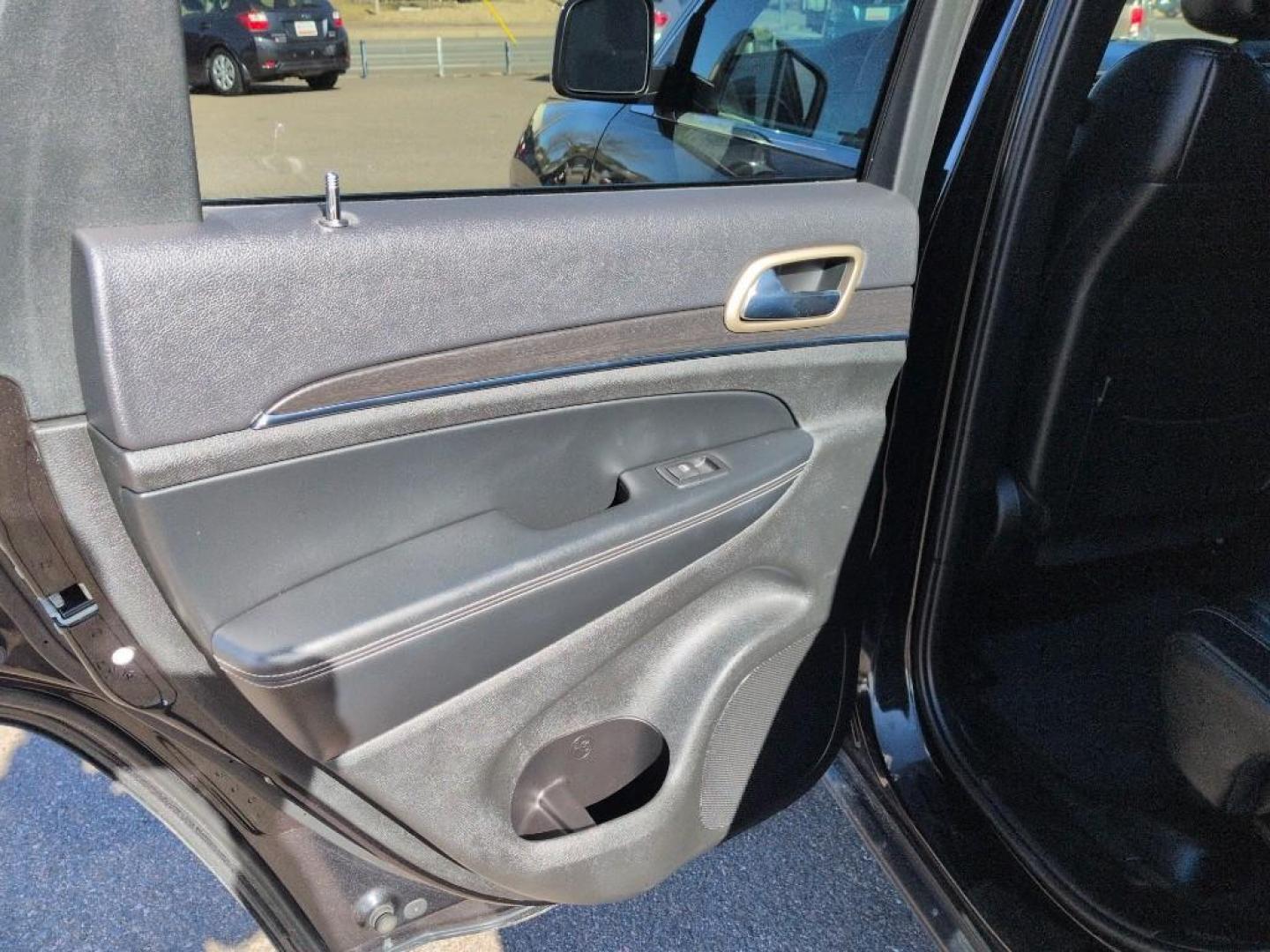 2015 BLACK Jeep Grand Cherokee Limited (1C4RJFBG9FC) with an V6, 3.6L engine, Automatic transmission, located at 10890 W. Colfax Ave., Lakewood, CO, 80215, (303) 274-7692, 39.739914, -105.120132 - Photo#16