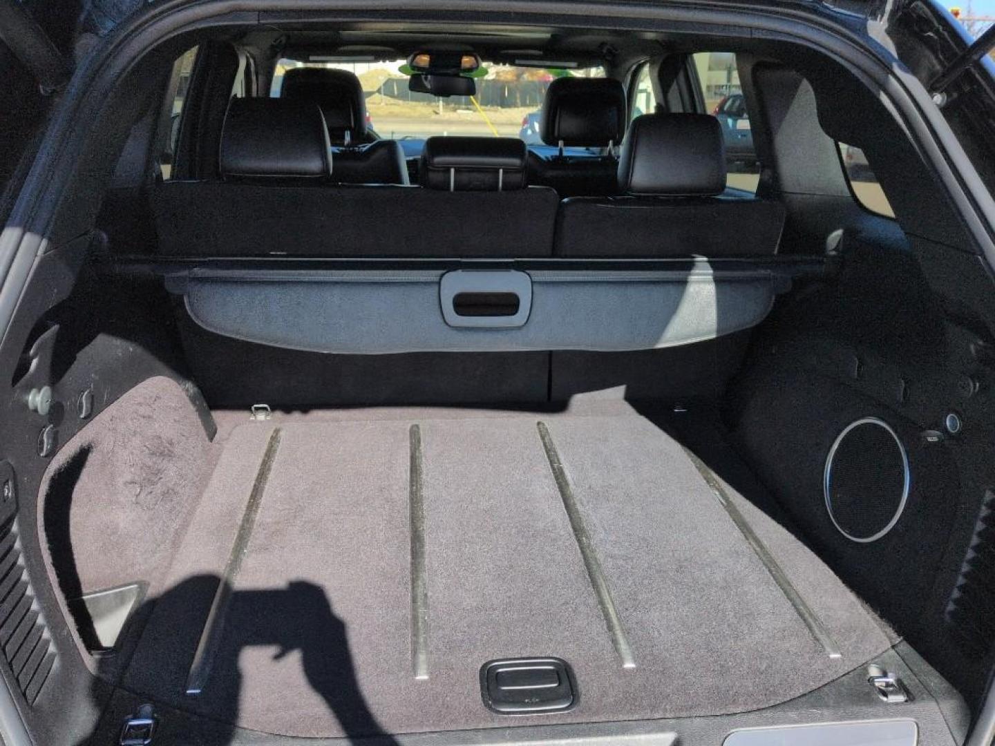 2015 BLACK Jeep Grand Cherokee Limited (1C4RJFBG9FC) with an V6, 3.6L engine, Automatic transmission, located at 10890 W. Colfax Ave., Lakewood, CO, 80215, (303) 274-7692, 39.739914, -105.120132 - Photo#22