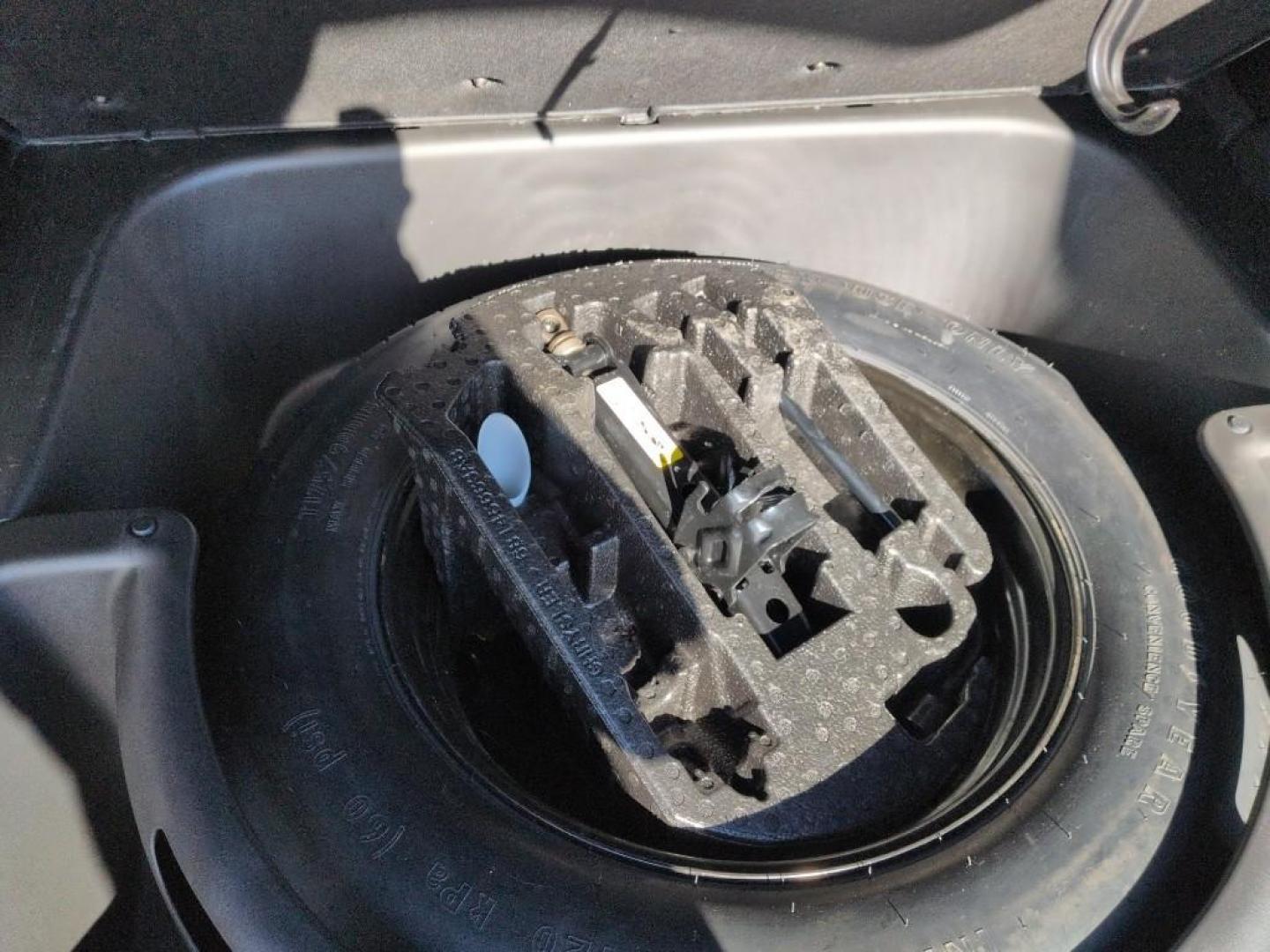 2015 BLACK Jeep Grand Cherokee Limited (1C4RJFBG9FC) with an V6, 3.6L engine, Automatic transmission, located at 10890 W. Colfax Ave., Lakewood, CO, 80215, (303) 274-7692, 39.739914, -105.120132 - Photo#23