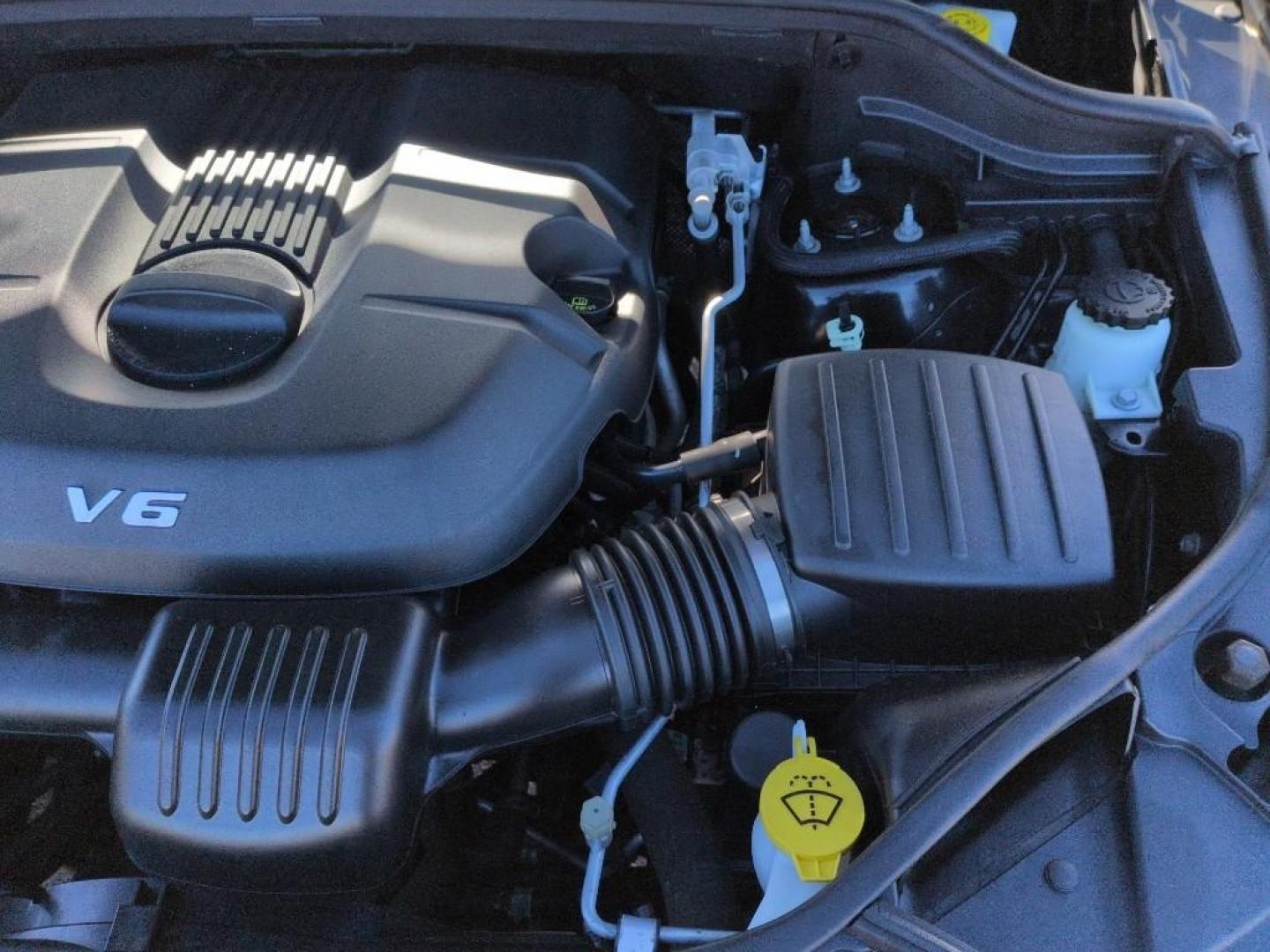 2015 BLACK Jeep Grand Cherokee Limited (1C4RJFBG9FC) with an V6, 3.6L engine, Automatic transmission, located at 10890 W. Colfax Ave., Lakewood, CO, 80215, (303) 274-7692, 39.739914, -105.120132 - Photo#25