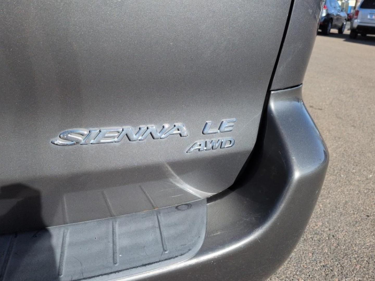 2005 GRAY Toyota Sienna LE AWD (5TDBA23C85S) with an V6, 3.3L engine, Automatic transmission, located at 10890 W. Colfax Ave., Lakewood, CO, 80215, (303) 274-7692, 39.739914, -105.120132 - Photo#5