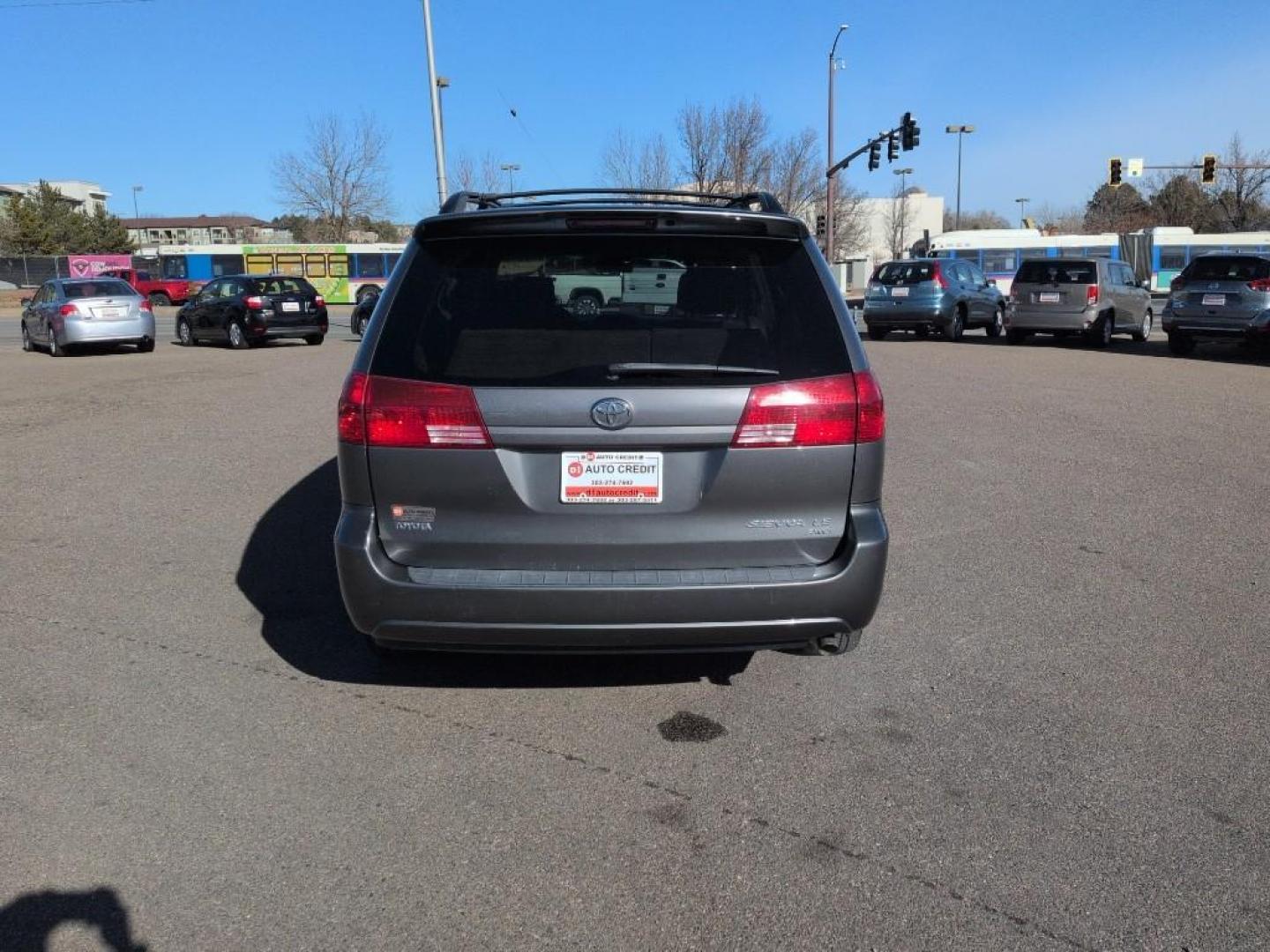 2005 GRAY Toyota Sienna LE AWD (5TDBA23C85S) with an V6, 3.3L engine, Automatic transmission, located at 10890 W. Colfax Ave., Lakewood, CO, 80215, (303) 274-7692, 39.739914, -105.120132 - Photo#6