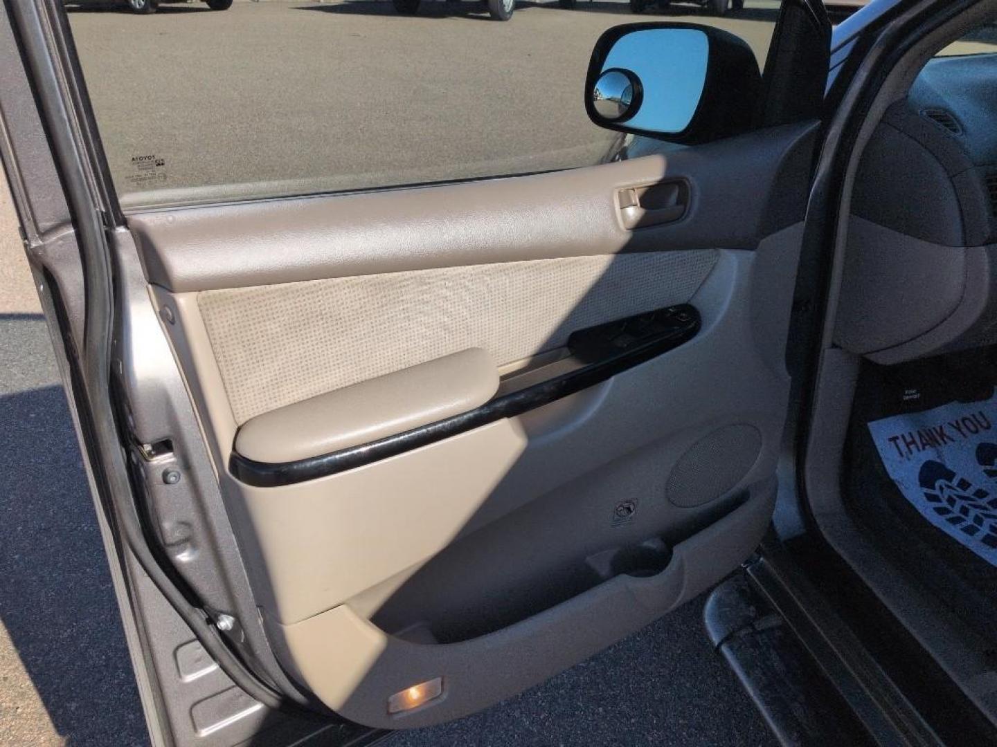 2005 GRAY Toyota Sienna LE AWD (5TDBA23C85S) with an V6, 3.3L engine, Automatic transmission, located at 10890 W. Colfax Ave., Lakewood, CO, 80215, (303) 274-7692, 39.739914, -105.120132 - Photo#9