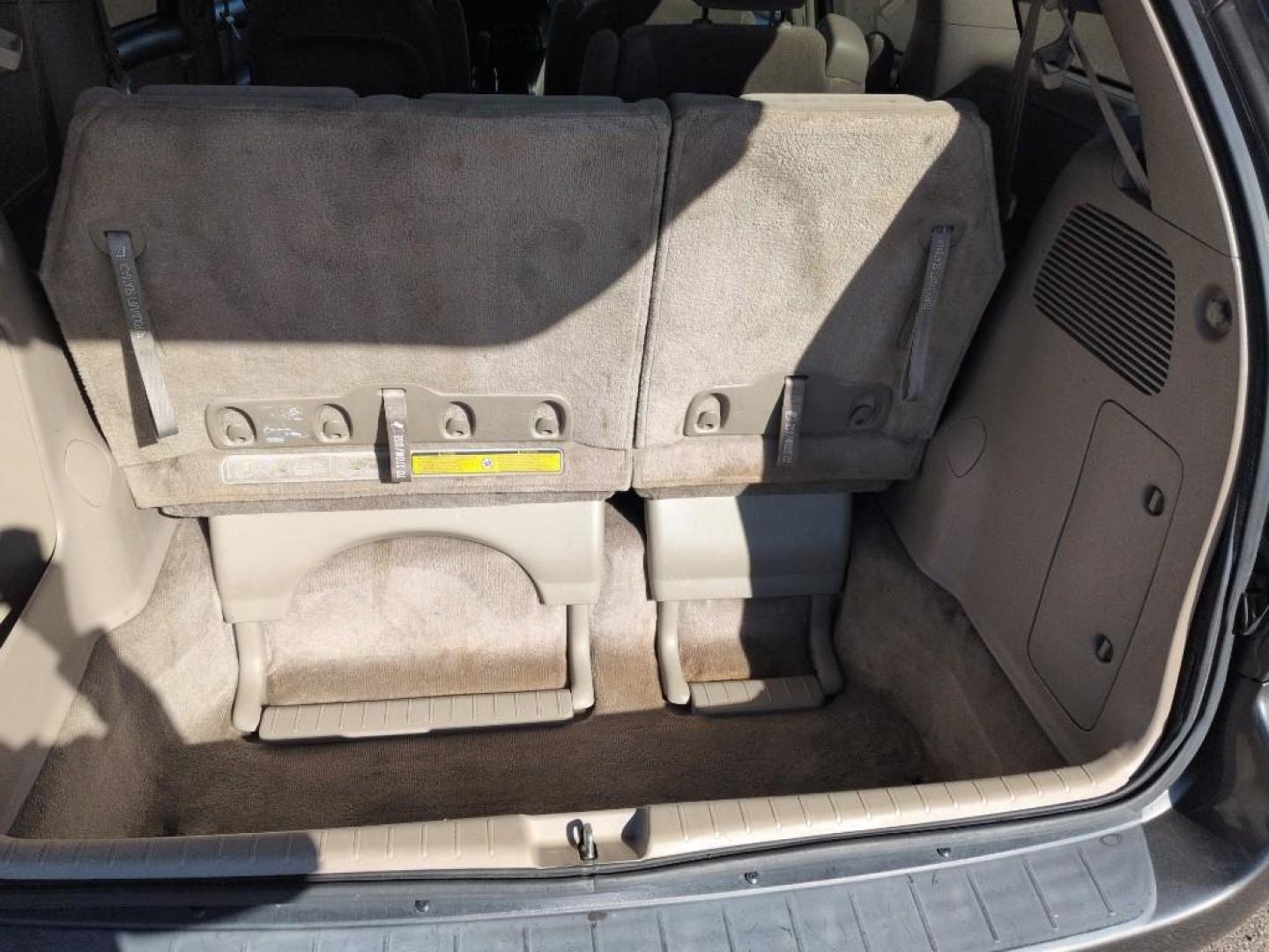 2005 GRAY Toyota Sienna LE AWD (5TDBA23C85S) with an V6, 3.3L engine, Automatic transmission, located at 10890 W. Colfax Ave., Lakewood, CO, 80215, (303) 274-7692, 39.739914, -105.120132 - Photo#22