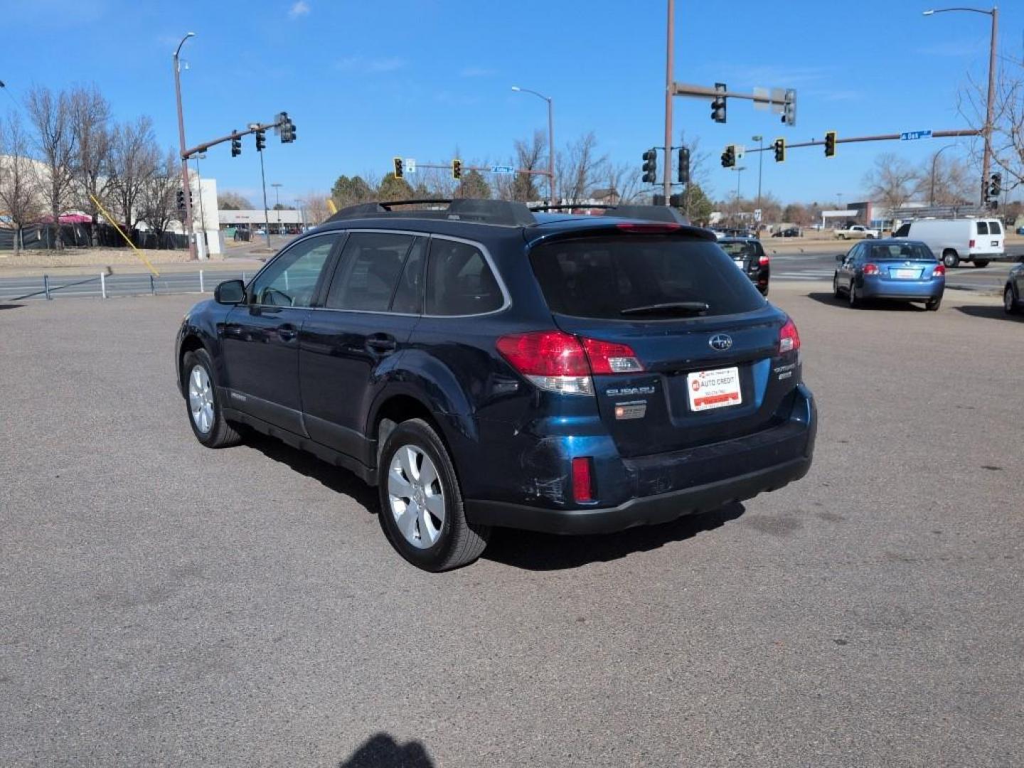 2011 BLUE Subaru Outback 2.5i Premium (4S4BRBGC5B1) with an 4 Cyl, 2.5L engine, Manual transmission, located at 10890 W. Colfax Ave., Lakewood, CO, 80215, (303) 274-7692, 39.739914, -105.120132 - Photo#6