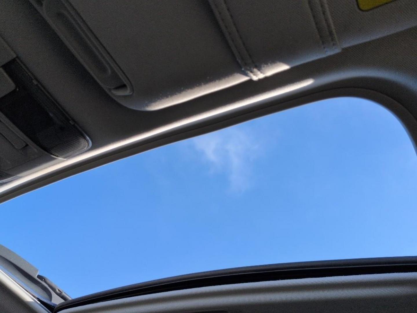 2011 BLUE Subaru Outback 2.5i Premium (4S4BRBGC5B1) with an 4 Cyl, 2.5L engine, Manual transmission, located at 10890 W. Colfax Ave., Lakewood, CO, 80215, (303) 274-7692, 39.739914, -105.120132 - Photo#15