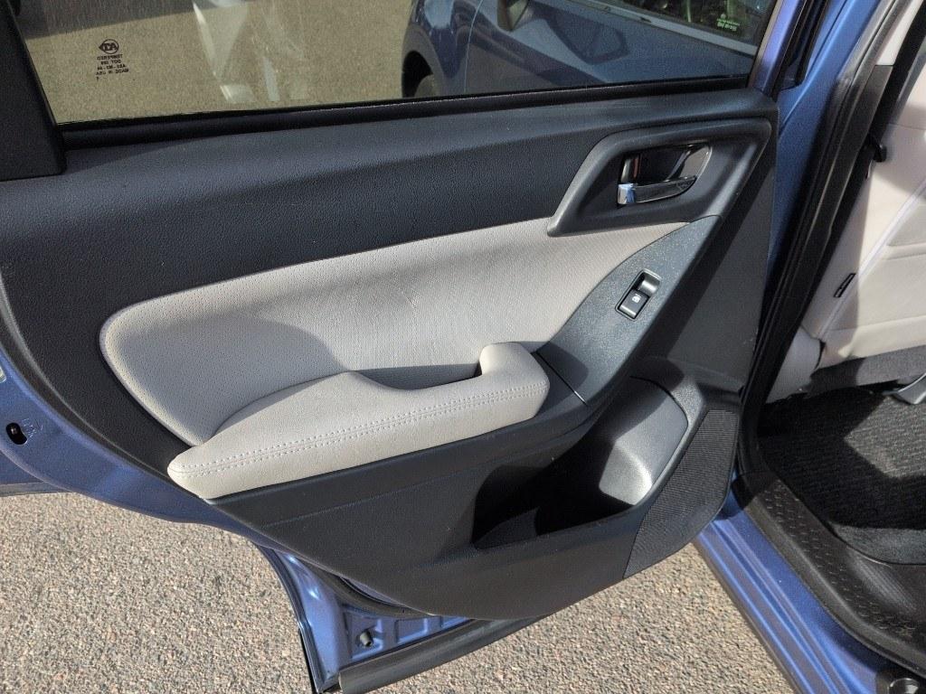 2015 BLUE Subaru Forester 2.5i Limited (JF2SJAHC0FH) with an 4 Cyl, 2.5L engine, Automatic transmission, located at 10890 W. Colfax Ave., Lakewood, CO, 80215, (303) 274-7692, 39.739914, -105.120132 - Photo#19