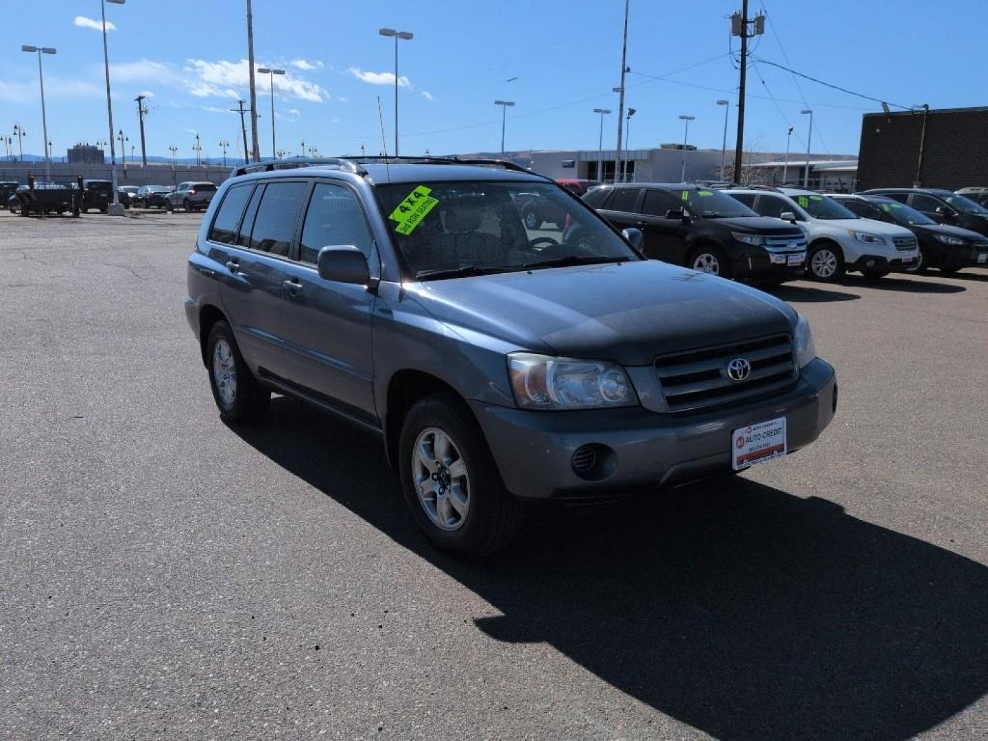 2005 BLUE Toyota Highlander LIMITED V6 4WD (JTEEP21A250) with an V6, 3.3L engine, Automatic transmission, located at 10890 W. Colfax Ave., Lakewood, CO, 80215, (303) 274-7692, 39.739914, -105.120132 - Photo#2