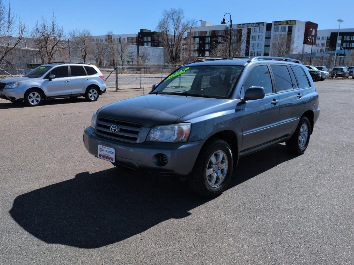 2005 BLUE Toyota Highlander LIMITED V6 4WD (JTEEP21A250) with an V6, 3.3L engine, Automatic transmission, located at 10890 W. Colfax Ave., Lakewood, CO, 80215, (303) 274-7692, 39.739914, -105.120132 - Photo#8
