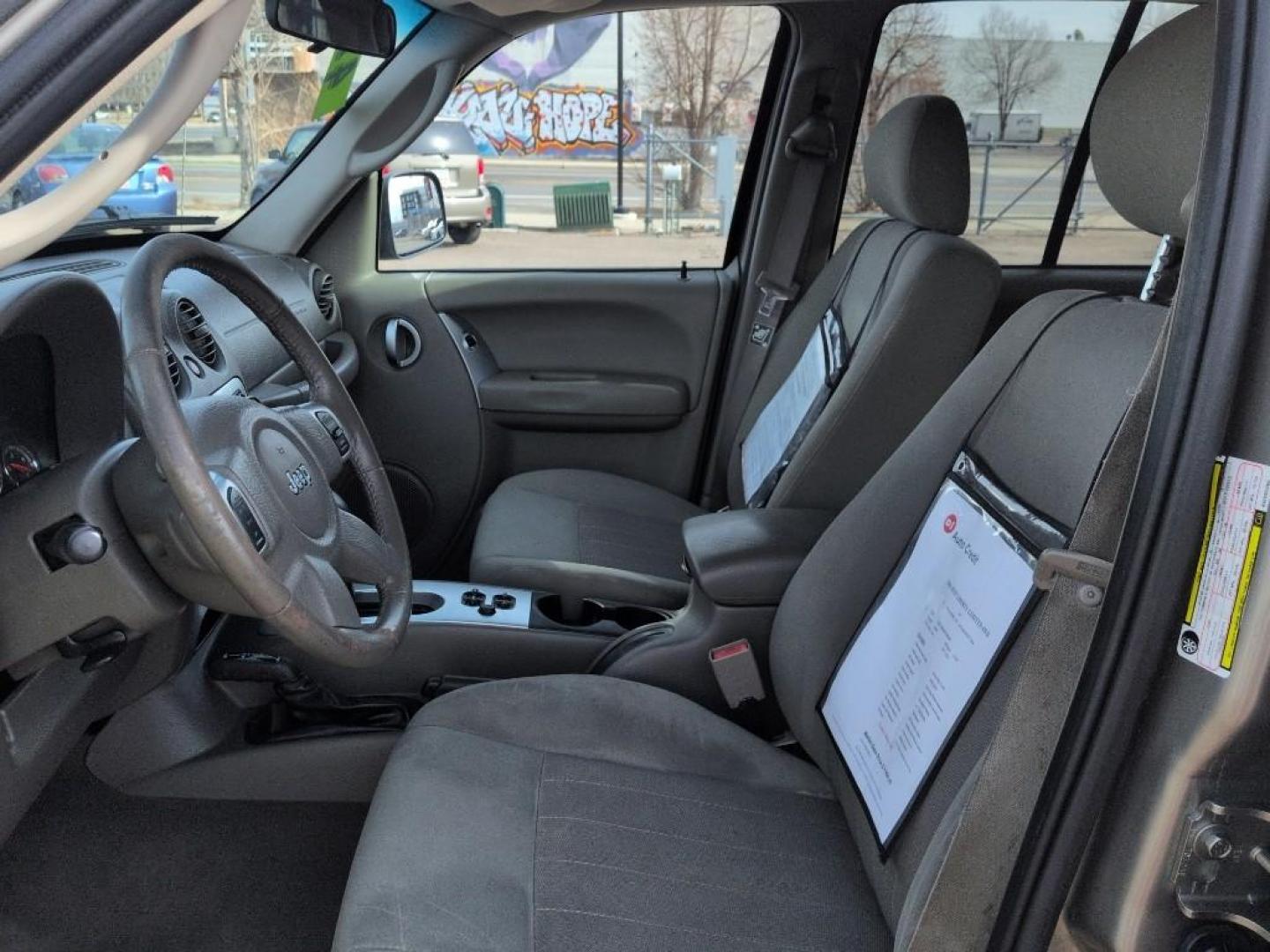 2006 TAN Jeep Liberty Limited (1J4GL58K66W) with an V6, 3.7L (225 CID) engine, Automatic transmission, located at 10890 W. Colfax Ave., Lakewood, CO, 80215, (303) 274-7692, 39.739914, -105.120132 - Photo#9