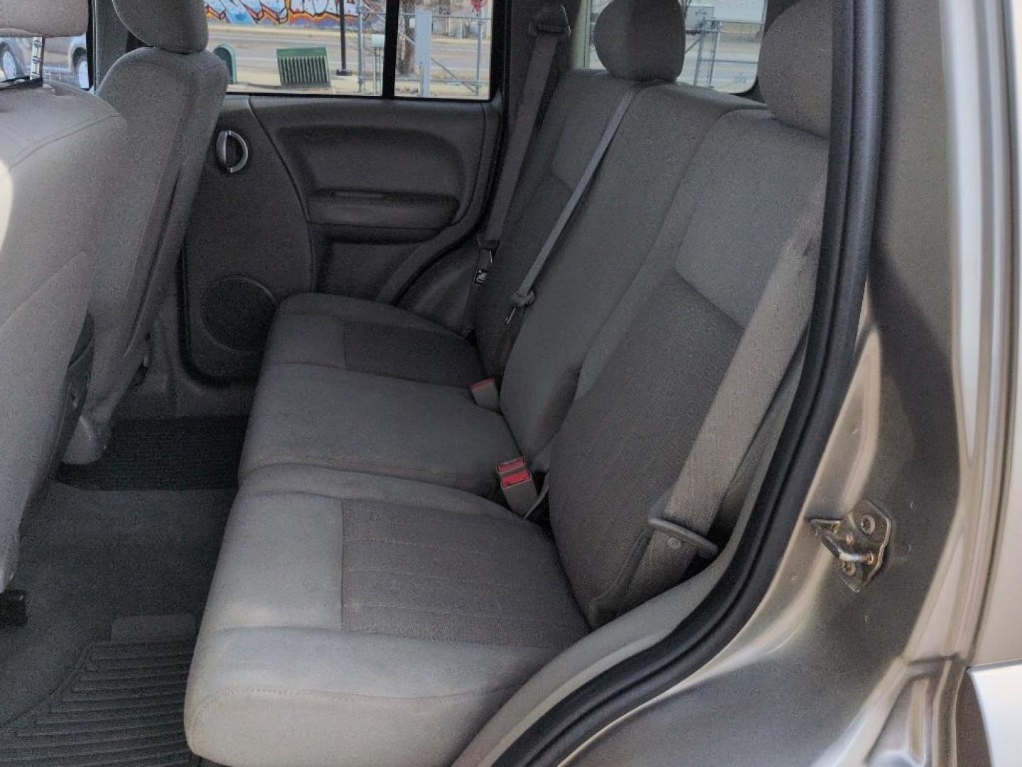 2006 TAN Jeep Liberty Limited (1J4GL58K66W) with an V6, 3.7L (225 CID) engine, Automatic transmission, located at 10890 W. Colfax Ave., Lakewood, CO, 80215, (303) 274-7692, 39.739914, -105.120132 - Photo#15