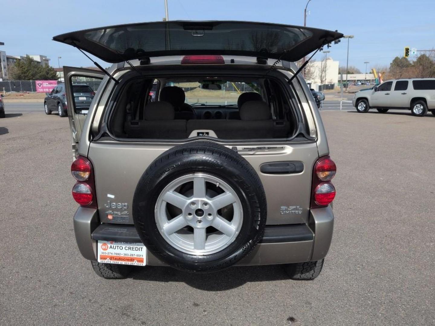 2006 TAN Jeep Liberty Limited (1J4GL58K66W) with an V6, 3.7L (225 CID) engine, Automatic transmission, located at 10890 W. Colfax Ave., Lakewood, CO, 80215, (303) 274-7692, 39.739914, -105.120132 - Photo#20
