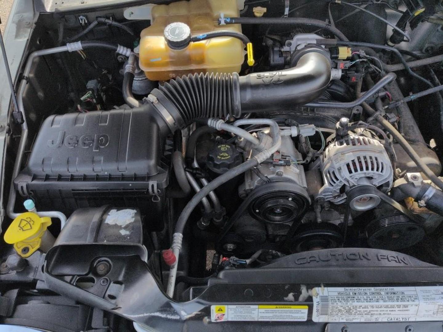 2006 TAN Jeep Liberty Limited (1J4GL58K66W) with an V6, 3.7L (225 CID) engine, Automatic transmission, located at 10890 W. Colfax Ave., Lakewood, CO, 80215, (303) 274-7692, 39.739914, -105.120132 - Photo#22