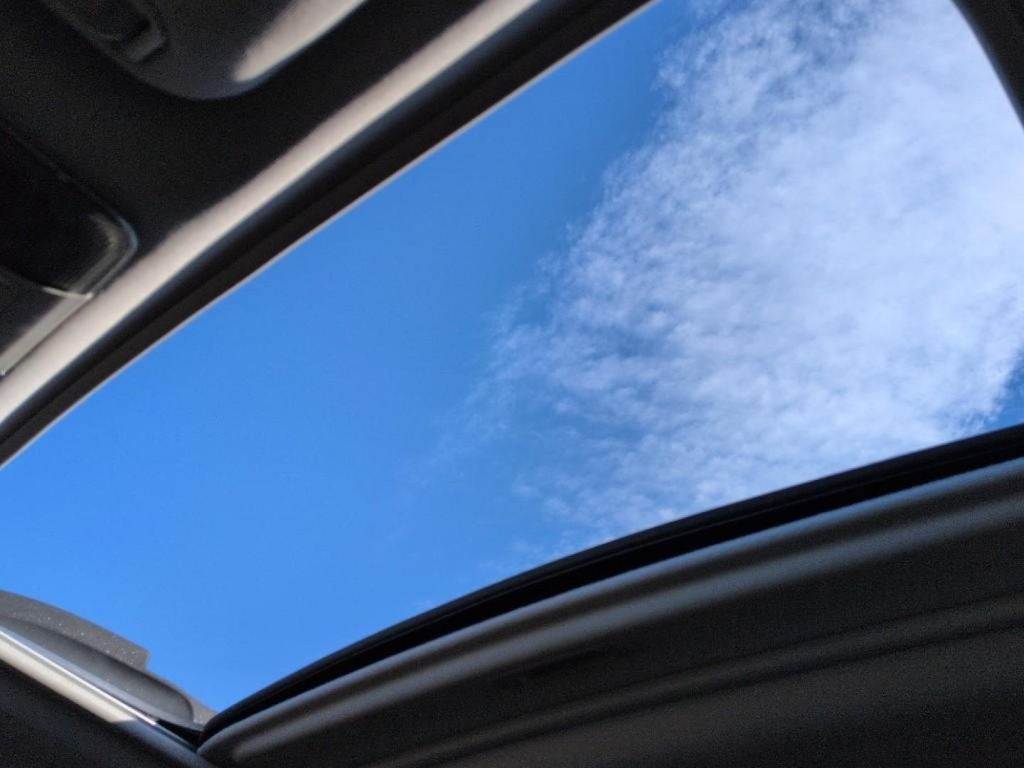 2011 GRAY Subaru Outback 2.5i Limited (4S4BRBLC4B3) with an 4 Cyl, 2.5L engine, Automatic transmission, located at 10890 W. Colfax Ave., Lakewood, CO, 80215, (303) 274-7692, 39.739914, -105.120132 - Photo#15