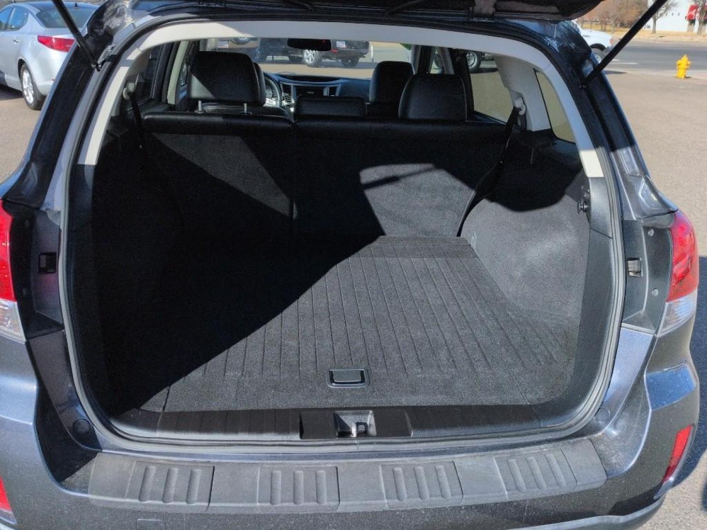 2011 GRAY Subaru Outback 2.5i Limited (4S4BRBLC4B3) with an 4 Cyl, 2.5L engine, Automatic transmission, located at 10890 W. Colfax Ave., Lakewood, CO, 80215, (303) 274-7692, 39.739914, -105.120132 - Photo#22