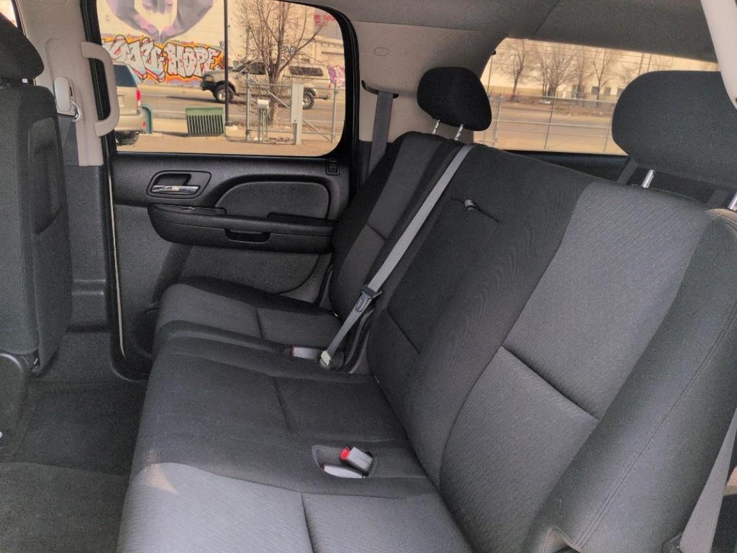 2010 GOLD Chevrolet Suburban LS (1GNUKHE34AR) with an V8, 5.3L engine, Automatic transmission, located at 10890 W. Colfax Ave., Lakewood, CO, 80215, (303) 274-7692, 39.739914, -105.120132 - Photo#17