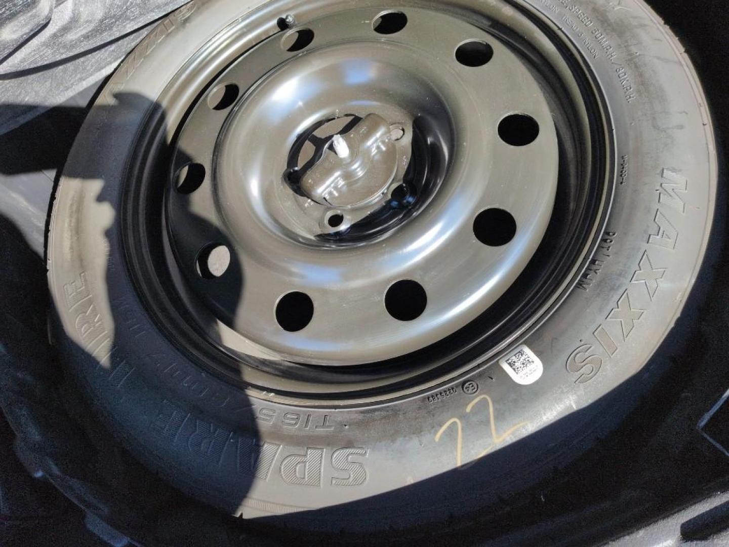 2013 BLACK Ford Edge SEL (2FMDK4JC3DB) with an V6, 3.5L engine, Automatic transmission, located at 10890 W. Colfax Ave., Lakewood, CO, 80215, (303) 274-7692, 39.739914, -105.120132 - Photo#22