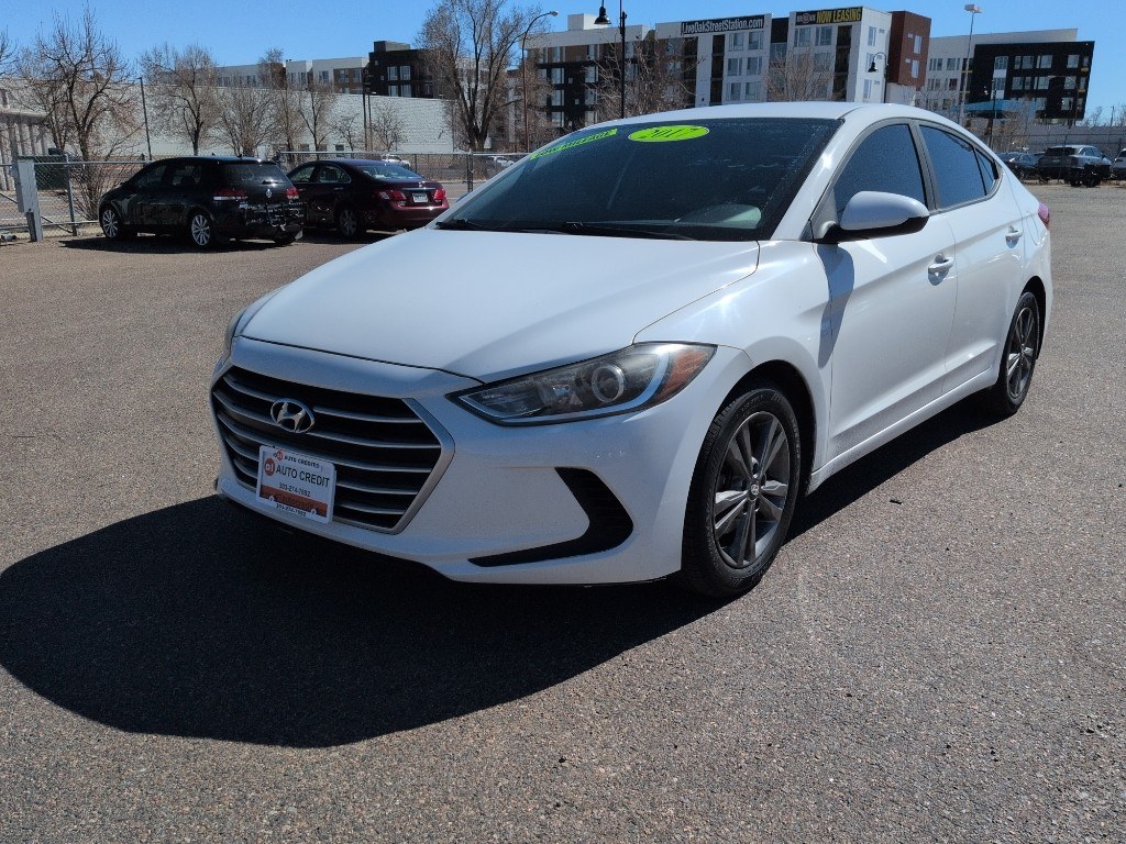 photo of 2017 Hyundai Elantra LIMITED