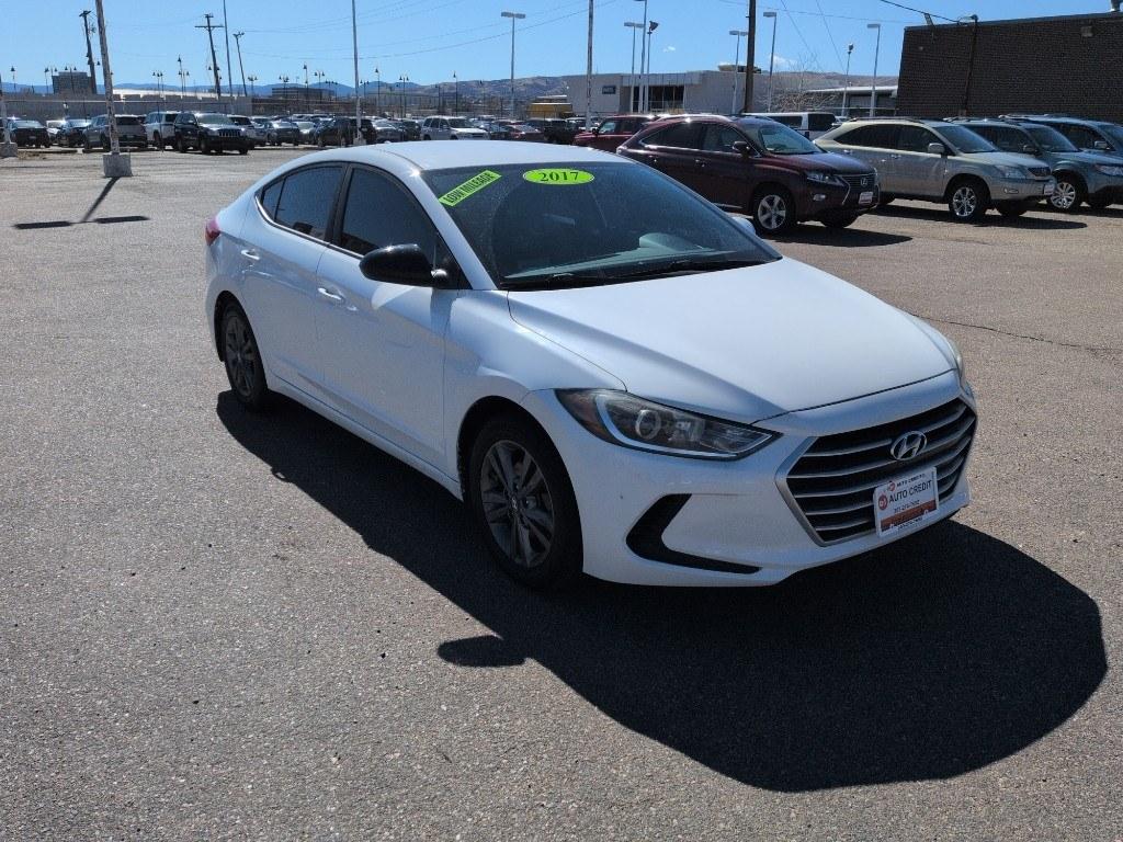 2017 WHITE Hyundai Elantra LIMITED (5NPD84LF7HH) with an 4 Cyl, 2.0L engine, Automatic transmission, located at 10890 W. Colfax Ave., Lakewood, CO, 80215, (303) 274-7692, 39.739914, -105.120132 - Photo#2