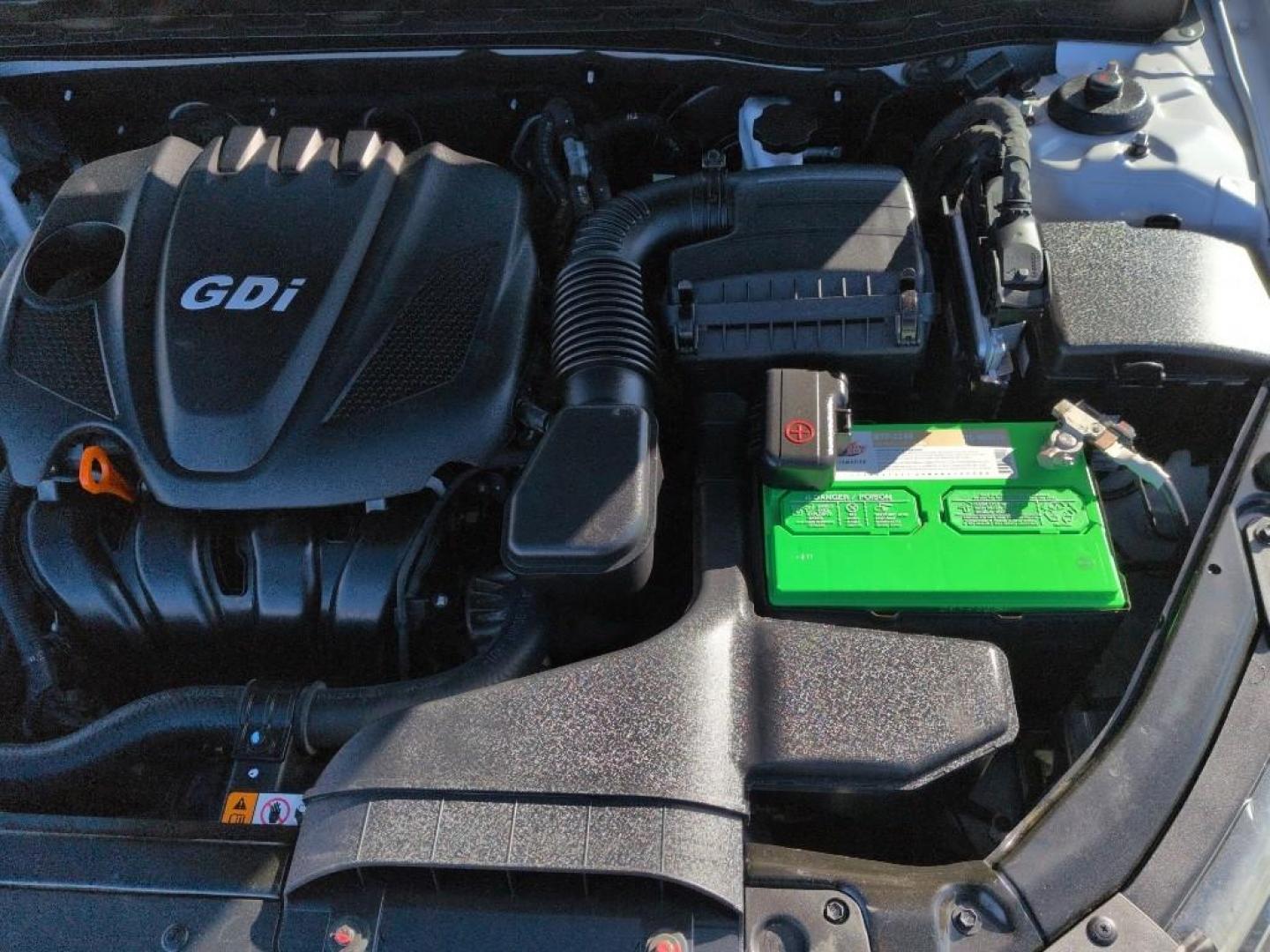 2013 SILVER Kia Optima EX (5XXGN4A79DG) with an 4 Cyl, 2.4L engine, Automatic transmission, located at 10890 W. Colfax Ave., Lakewood, CO, 80215, (303) 274-7692, 39.739914, -105.120132 - Photo#27