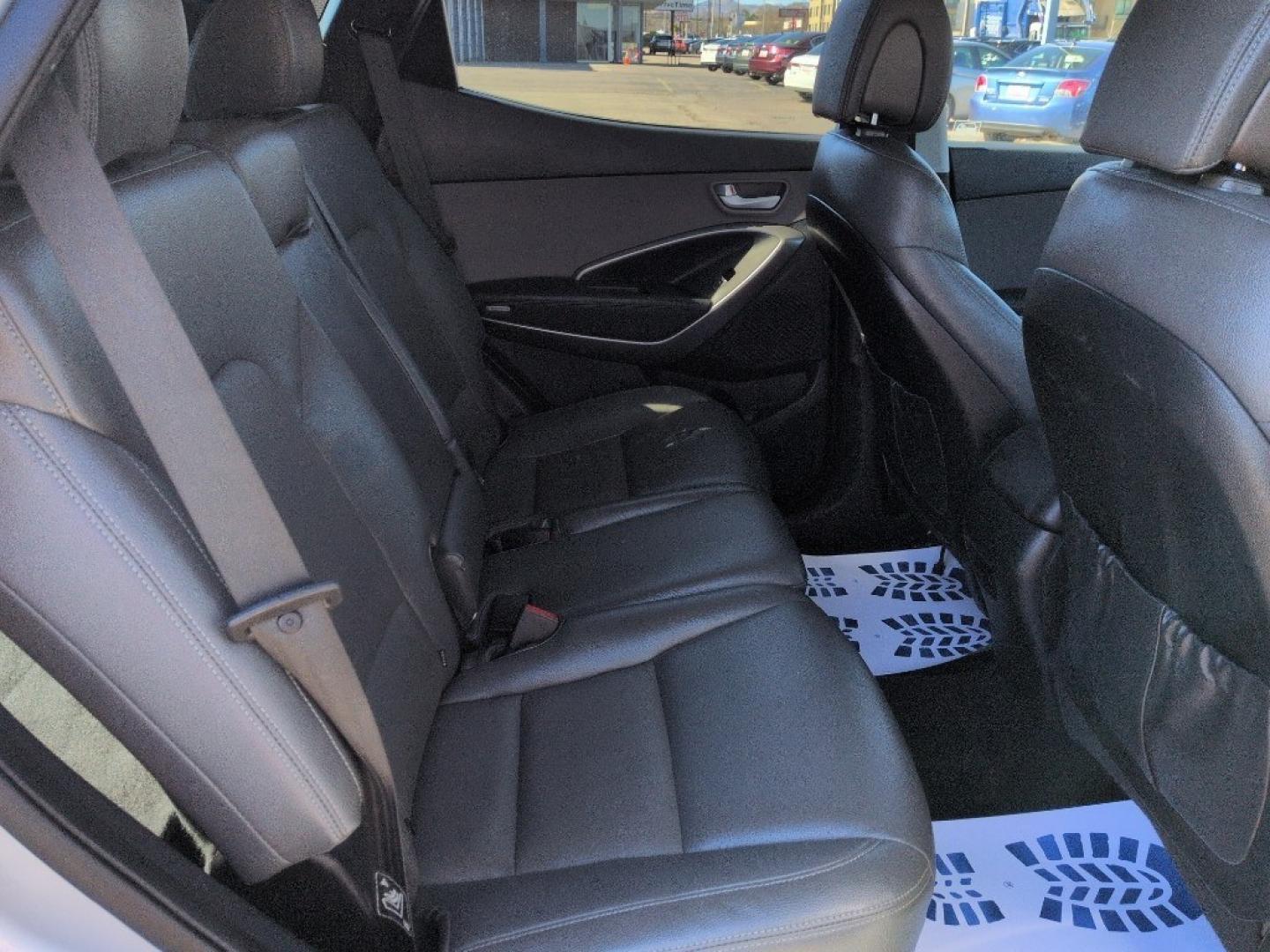 2014 SILVER Hyundai Santa Fe Sport Base (5XYZTDLB9EG) with an 4 Cyl, 2.4L engine, Automatic transmission, located at 10890 W. Colfax Ave., Lakewood, CO, 80215, (303) 274-7692, 39.739914, -105.120132 - Photo#19