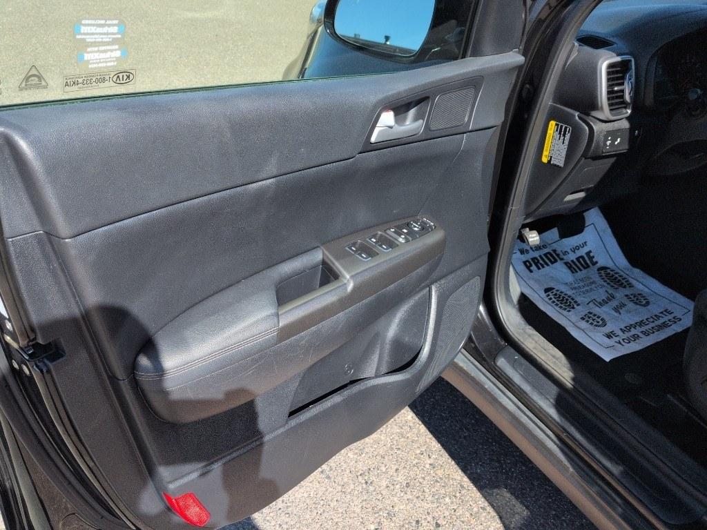 2017 BLACK Kia Sportage EX (KNDPNCAC8H7) with an 4 Cyl, 2.4L engine, Automatic transmission, located at 10890 W. Colfax Ave., Lakewood, CO, 80215, (303) 274-7692, 39.739914, -105.120132 - Photo#8