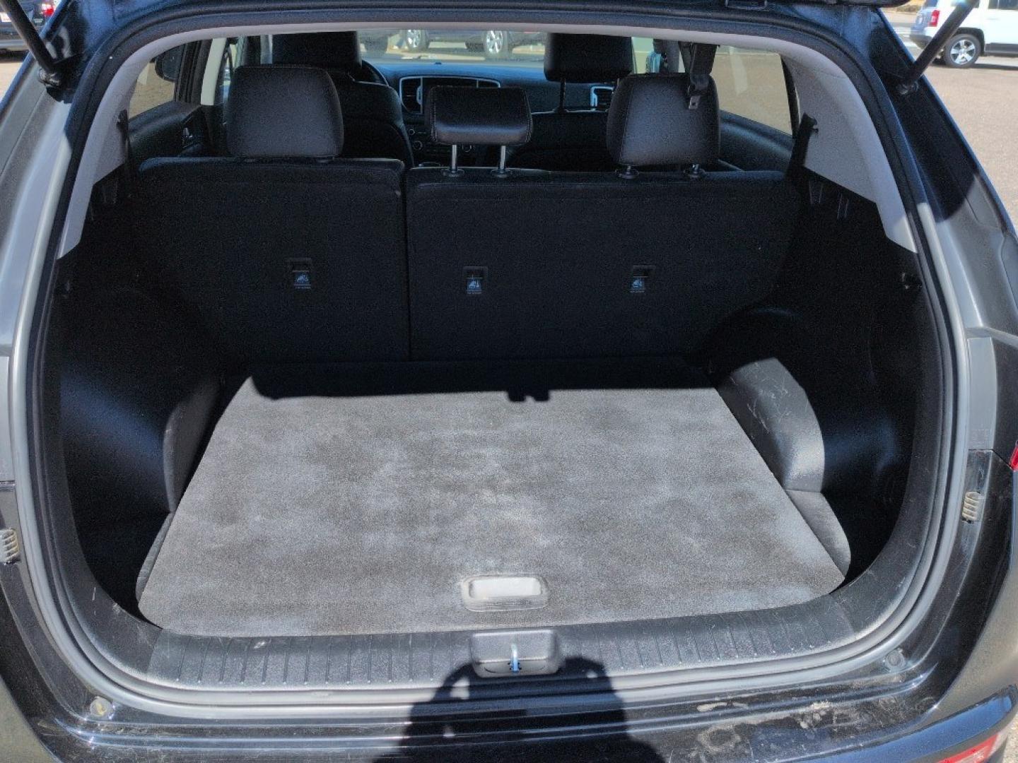 2017 BLACK Kia Sportage EX (KNDPNCAC8H7) with an 4 Cyl, 2.4L engine, Automatic transmission, located at 10890 W. Colfax Ave., Lakewood, CO, 80215, (303) 274-7692, 39.739914, -105.120132 - Photo#22