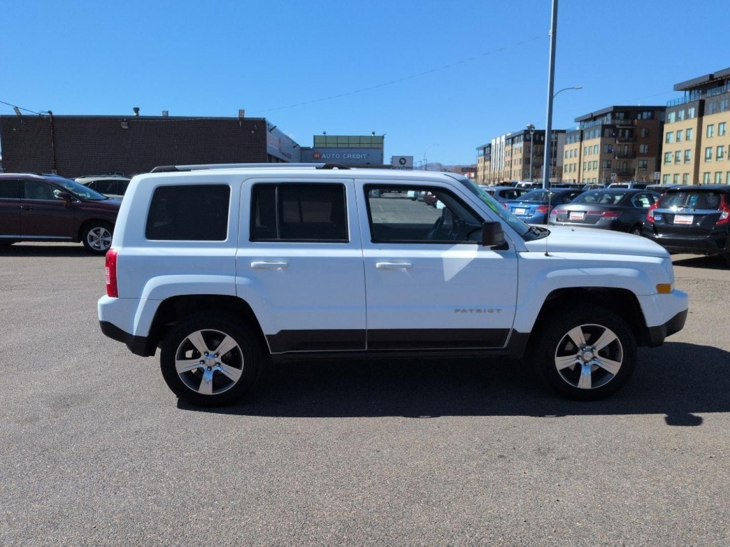 2016 WHITE Jeep Patriot Latitude (1C4NJRFBXGD) with an 4 Cyl, 2.4L engine, Automatic transmission, located at 10890 W. Colfax Ave., Lakewood, CO, 80215, (303) 274-7692, 39.739914, -105.120132 - Photo#3