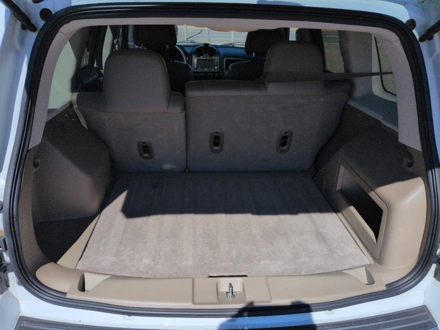 2016 WHITE Jeep Patriot Latitude (1C4NJRFBXGD) with an 4 Cyl, 2.4L engine, Automatic transmission, located at 10890 W. Colfax Ave., Lakewood, CO, 80215, (303) 274-7692, 39.739914, -105.120132 - Photo#22