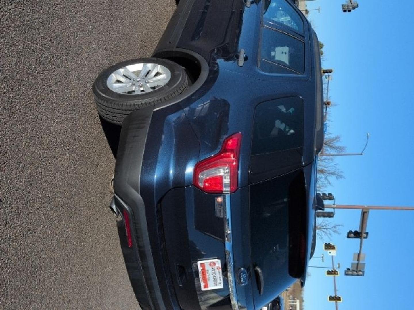 2017 BLUE Ford Explorer Base (1FM5K8B80HG) with an V6, 3.5L engine, Automatic transmission, located at 10890 W. Colfax Ave., Lakewood, CO, 80215, (303) 274-7692, 39.739914, -105.120132 - Photo#6