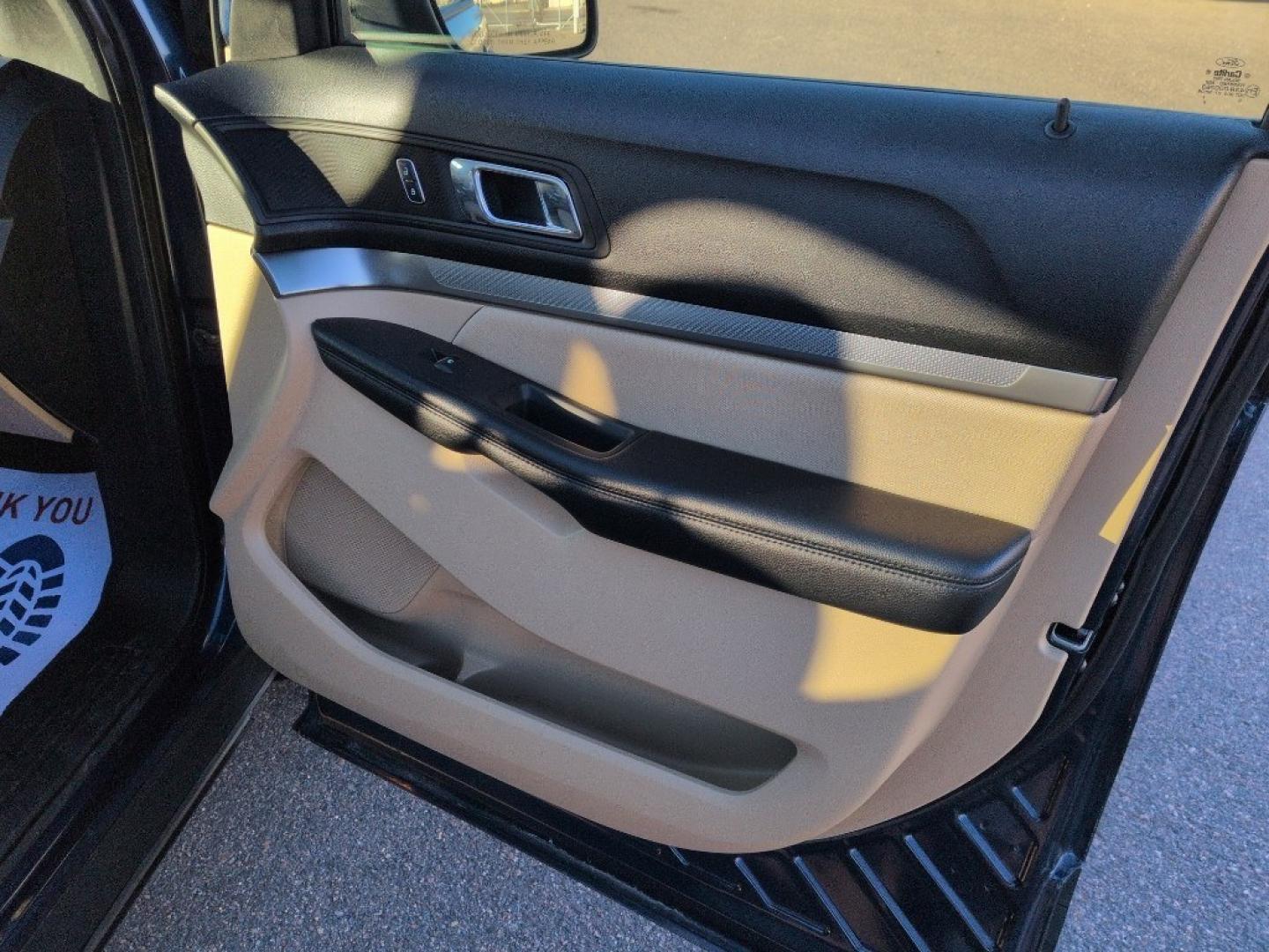 2017 BLUE Ford Explorer Base (1FM5K8B80HG) with an V6, 3.5L engine, Automatic transmission, located at 10890 W. Colfax Ave., Lakewood, CO, 80215, (303) 274-7692, 39.739914, -105.120132 - Photo#17