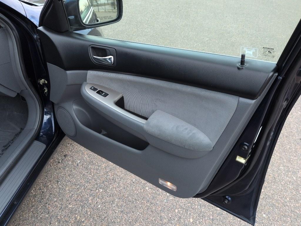 2006 BLUE /ACTUAL Honda Accord EX (1HGCM56746A) with an 4 Cyl, 2.4L engine, Automatic transmission, located at 10890 W. Colfax Ave., Lakewood, CO, 80215, (303) 274-7692, 39.739914, -105.120132 - Photo#18