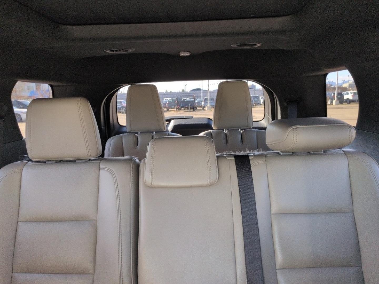 2013 WHITE Ford Explorer XLT (1FM5K8D89DG) with an V6, 3.5L engine, Automatic transmission, located at 10890 W. Colfax Ave., Lakewood, CO, 80215, (303) 274-7692, 39.739914, -105.120132 - Photo#14