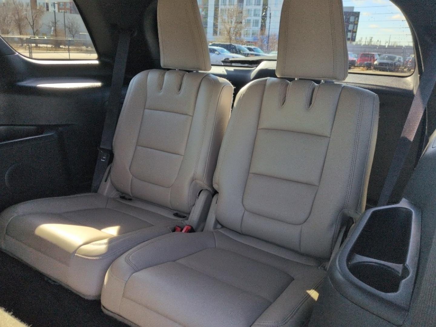 2013 WHITE Ford Explorer XLT (1FM5K8D89DG) with an V6, 3.5L engine, Automatic transmission, located at 10890 W. Colfax Ave., Lakewood, CO, 80215, (303) 274-7692, 39.739914, -105.120132 - Photo#17