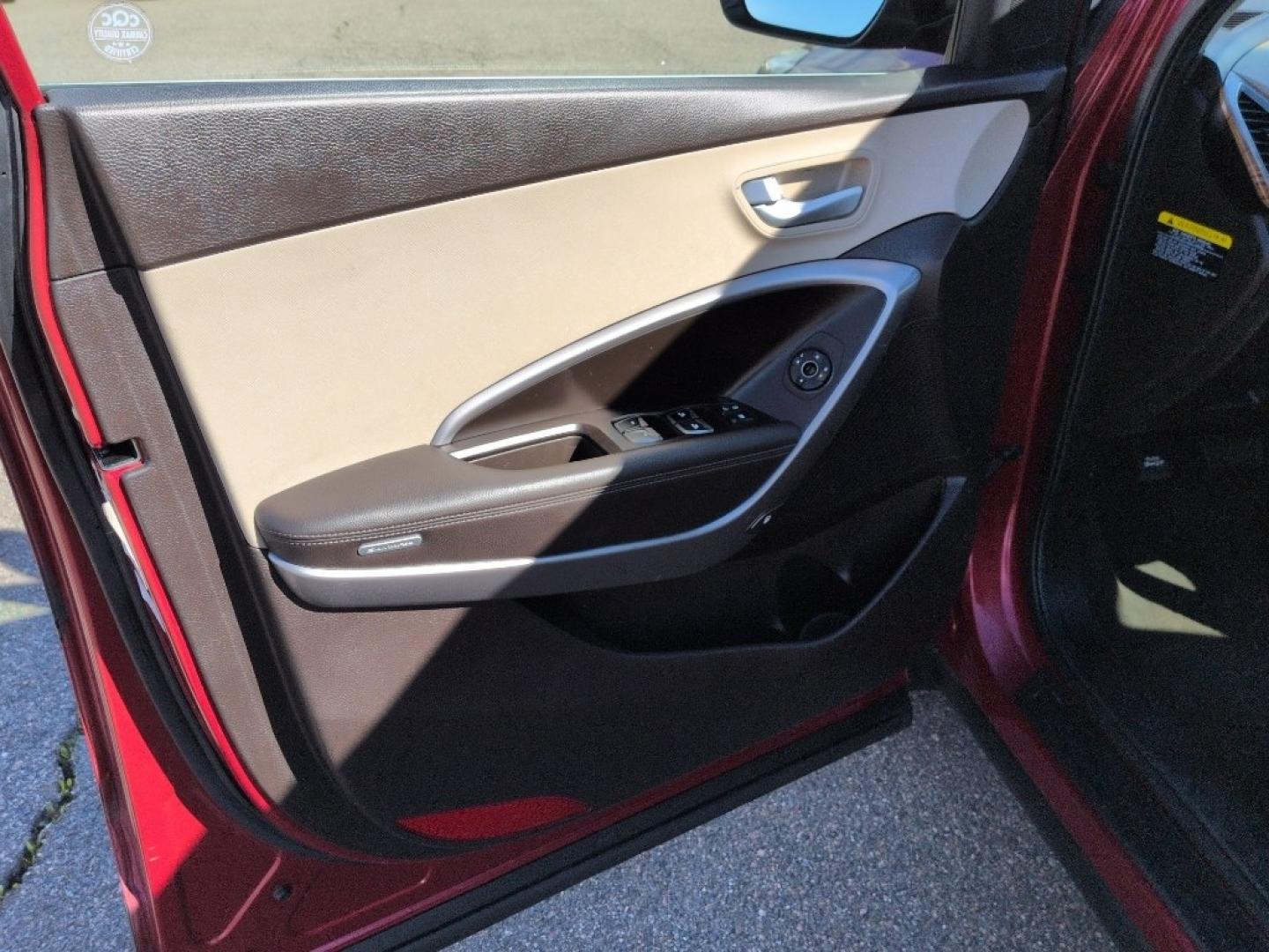 2016 RED Hyundai Santa Fe Sport Base (5XYZTDLB6GG) with an 4 Cyl, 2.4L engine, Automatic transmission, located at 10890 W. Colfax Ave., Lakewood, CO, 80215, (303) 274-7692, 39.739914, -105.120132 - Photo#8