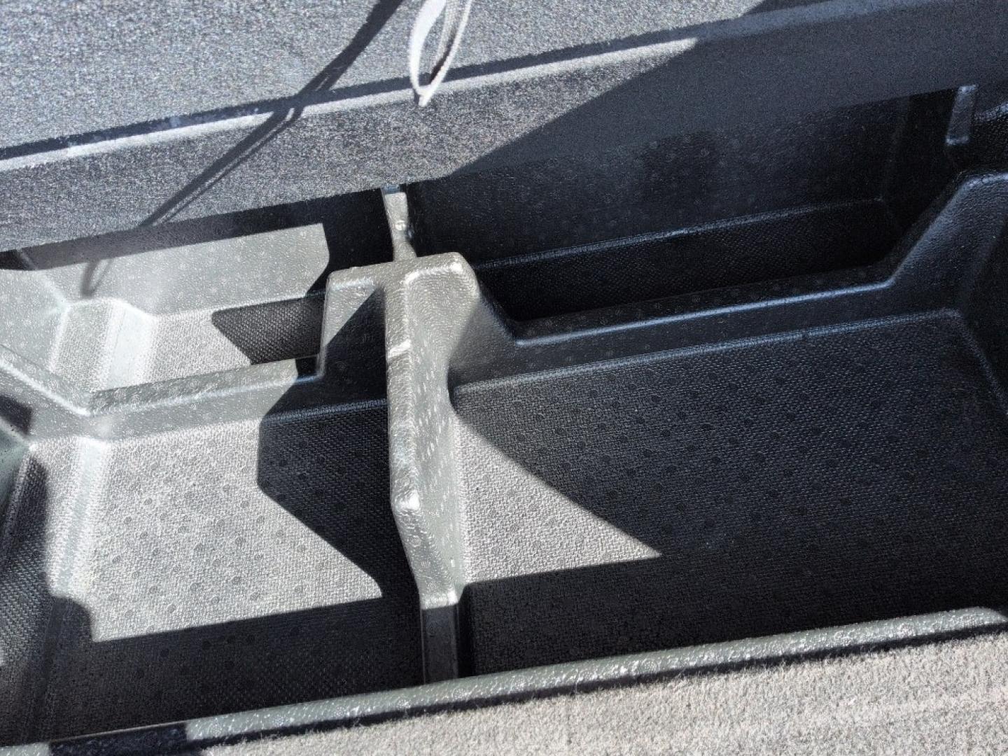 2016 RED Hyundai Santa Fe Sport Base (5XYZTDLB6GG) with an 4 Cyl, 2.4L engine, Automatic transmission, located at 10890 W. Colfax Ave., Lakewood, CO, 80215, (303) 274-7692, 39.739914, -105.120132 - Photo#21